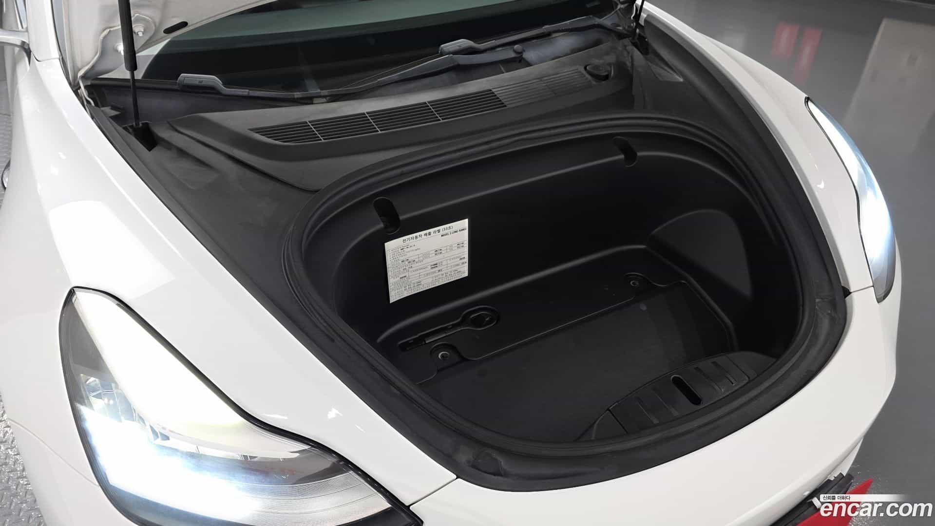 Model 3 Tesla 2020.6-OUTER-006
