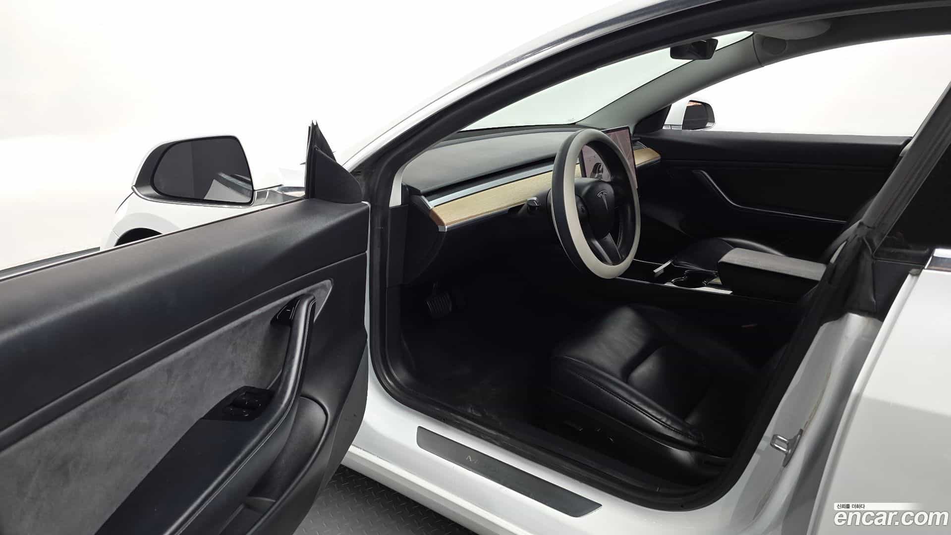 Model 3 Tesla 2020.6-INNER-010