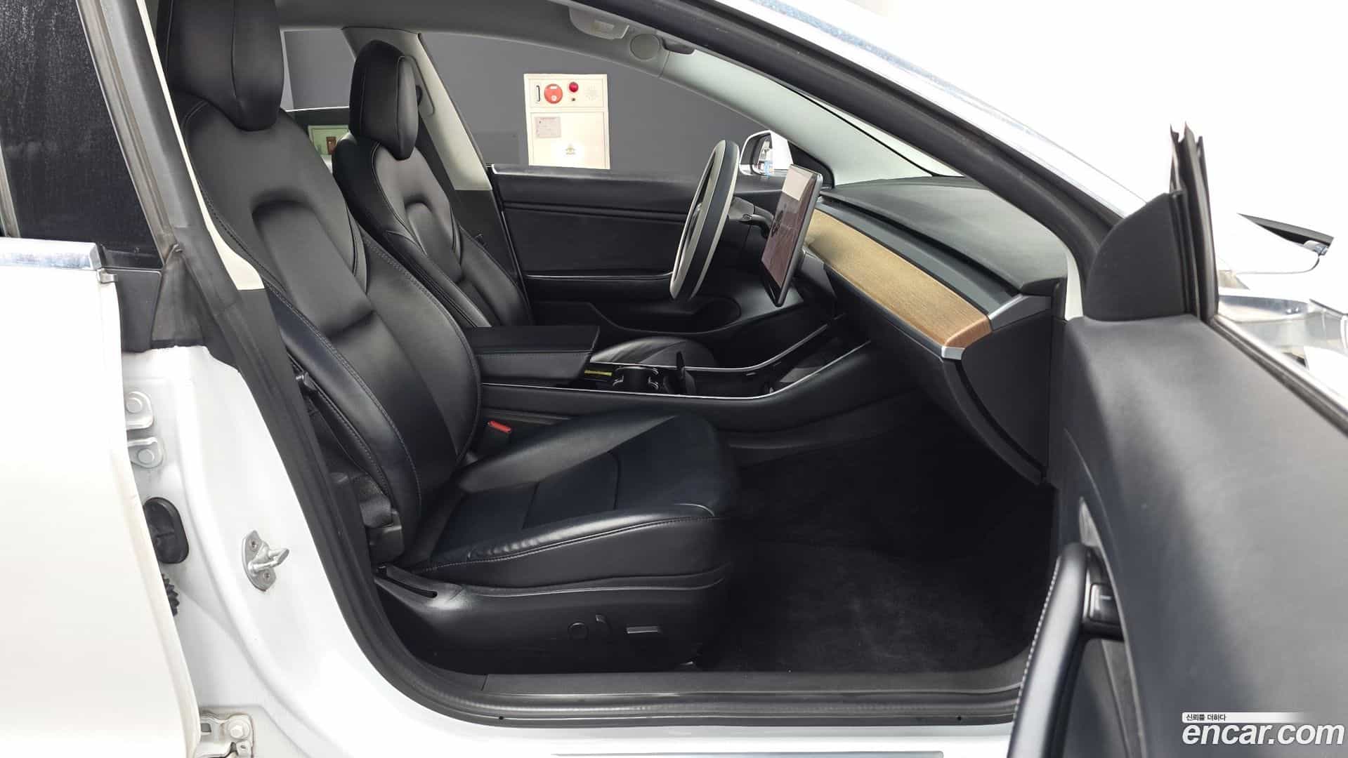 Model 3 Tesla 2020.6-OPTION-015