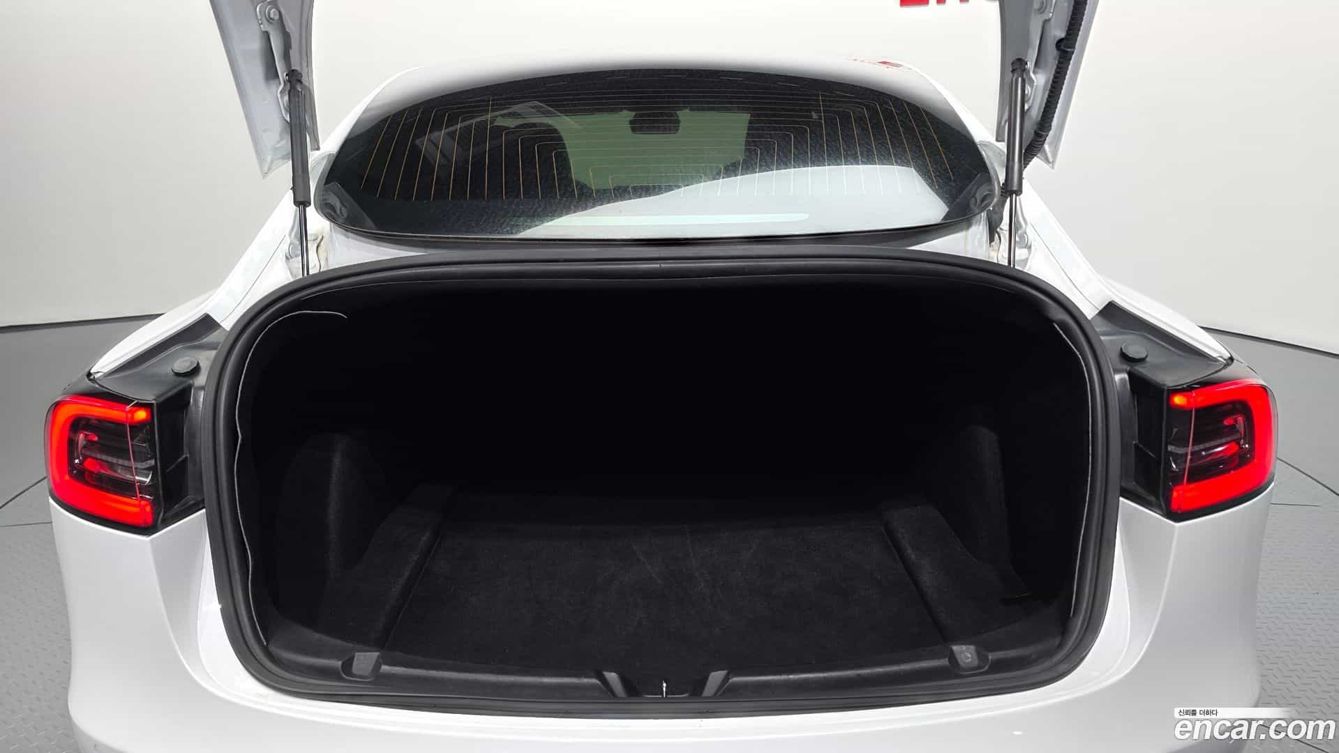 Model 3 Tesla 2020.6-OPTION-024