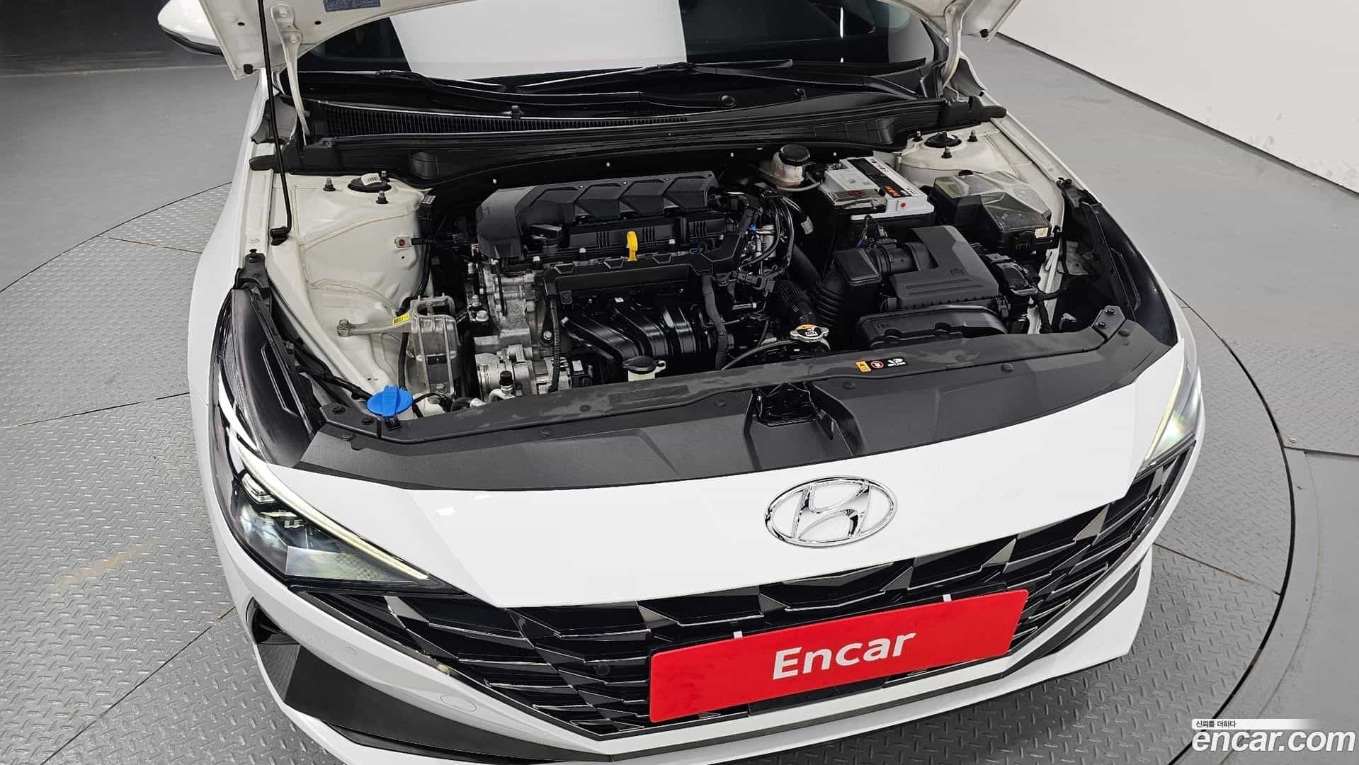 AVANTE Hyundai 2021.0-OUTER-006