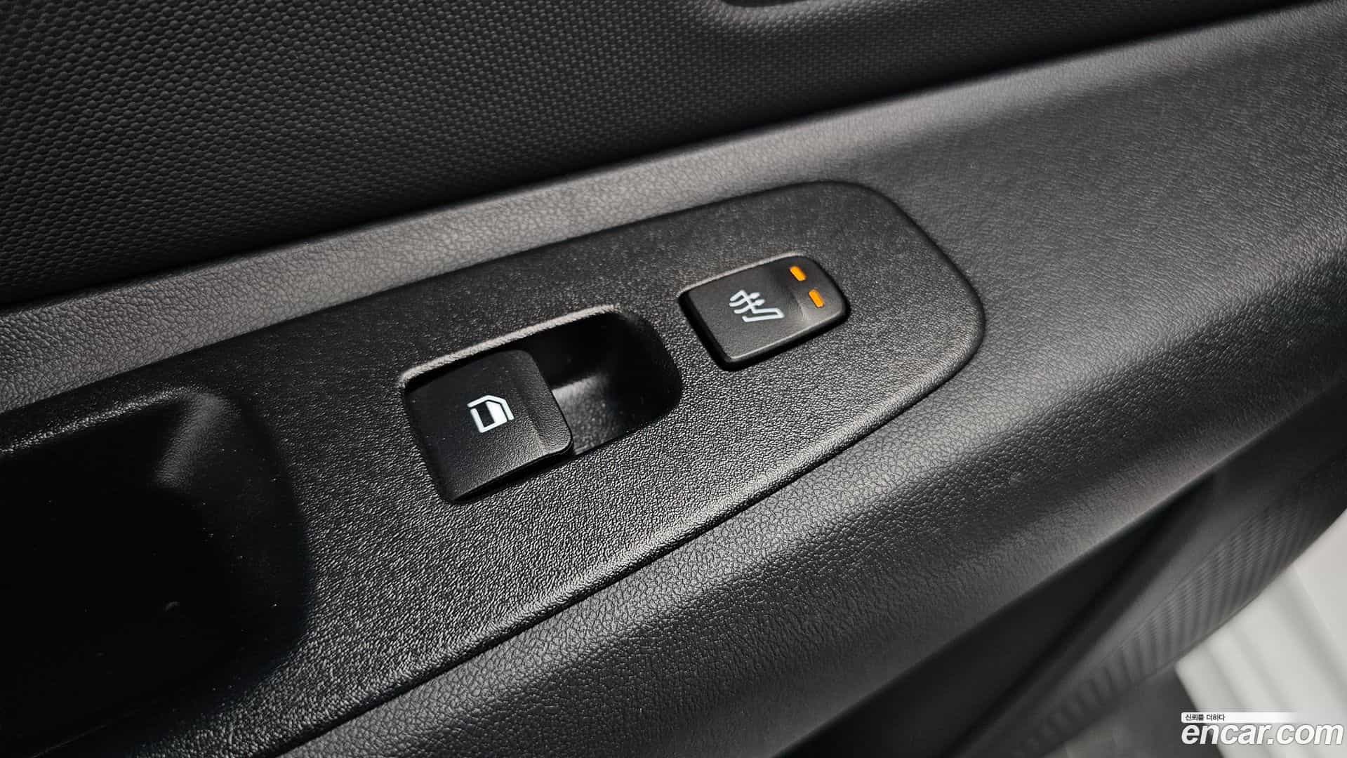 AVANTE Hyundai 2021.0-OPTION-022