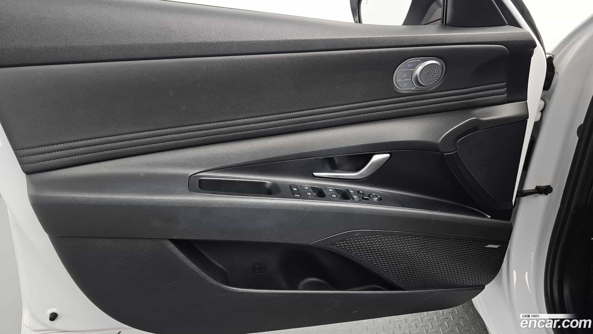 AVANTE Hyundai 2021.0-INNER-034