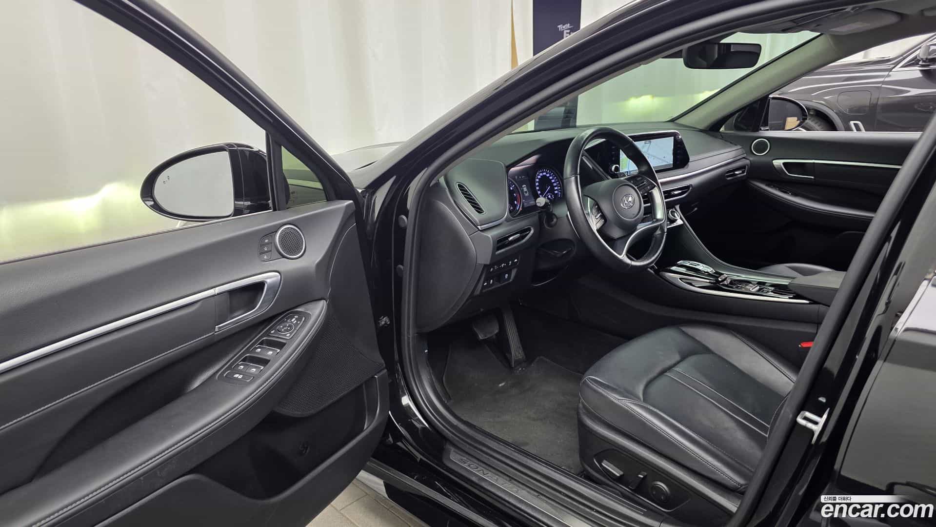 Sonata Hyundai 2022.3-INNER-010