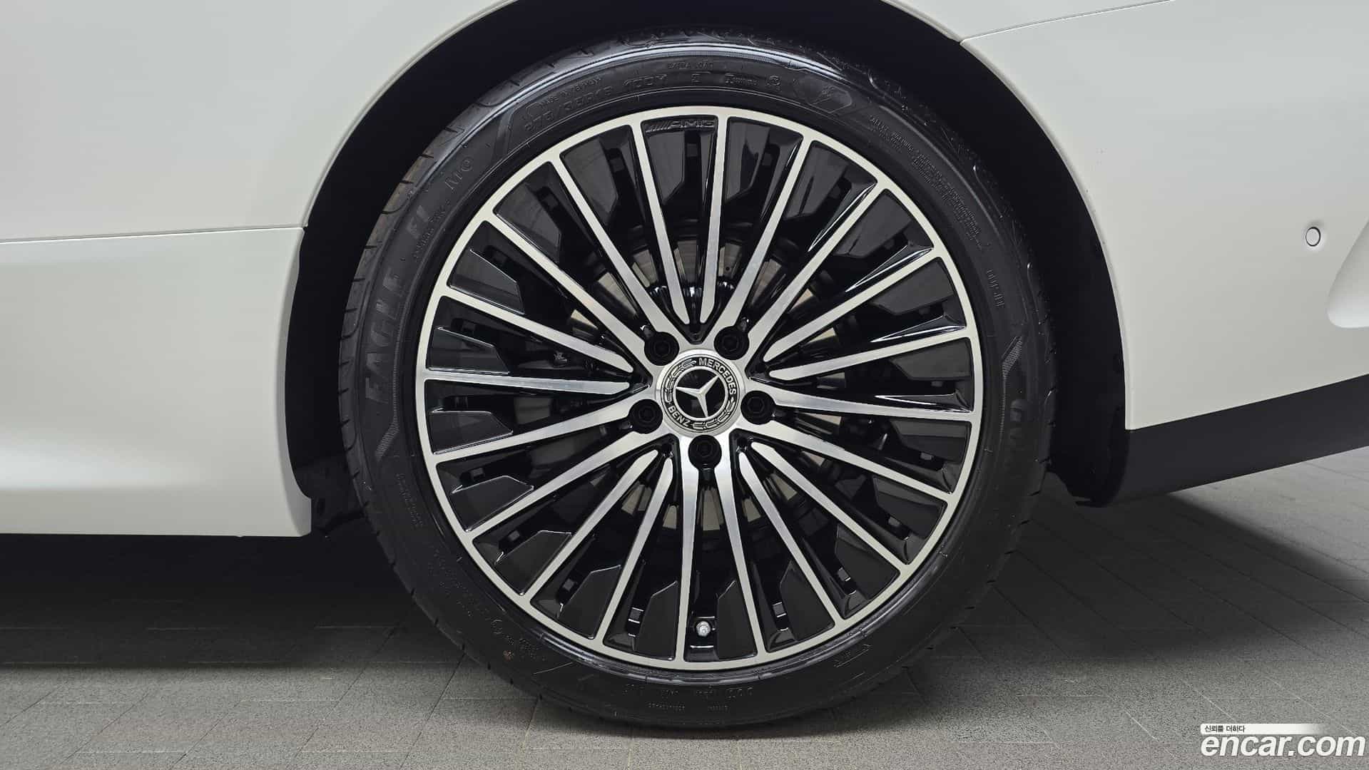 CLE-Class Mercedes-Benz 2025.9-OUTER-031