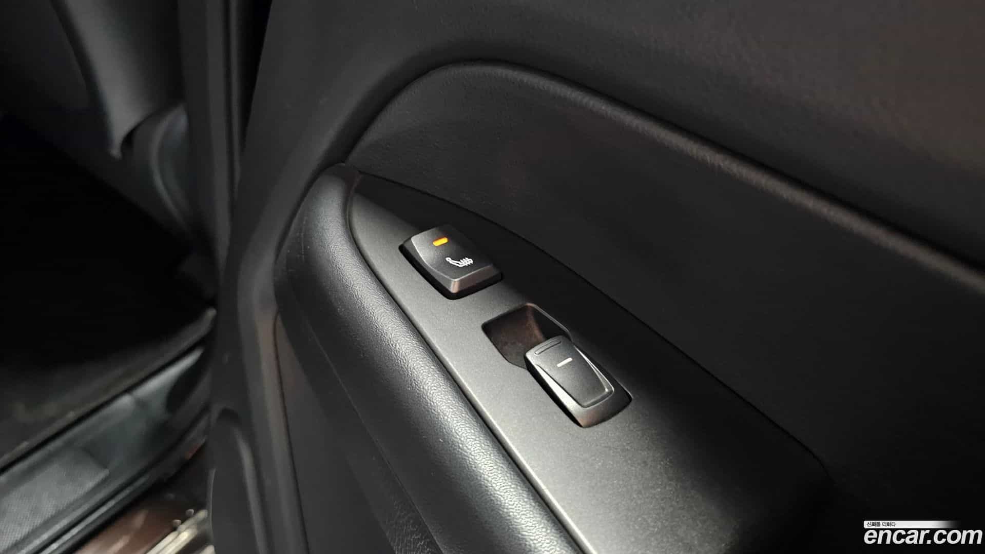 Rexton KG Mobility 2018.5-OPTION-023