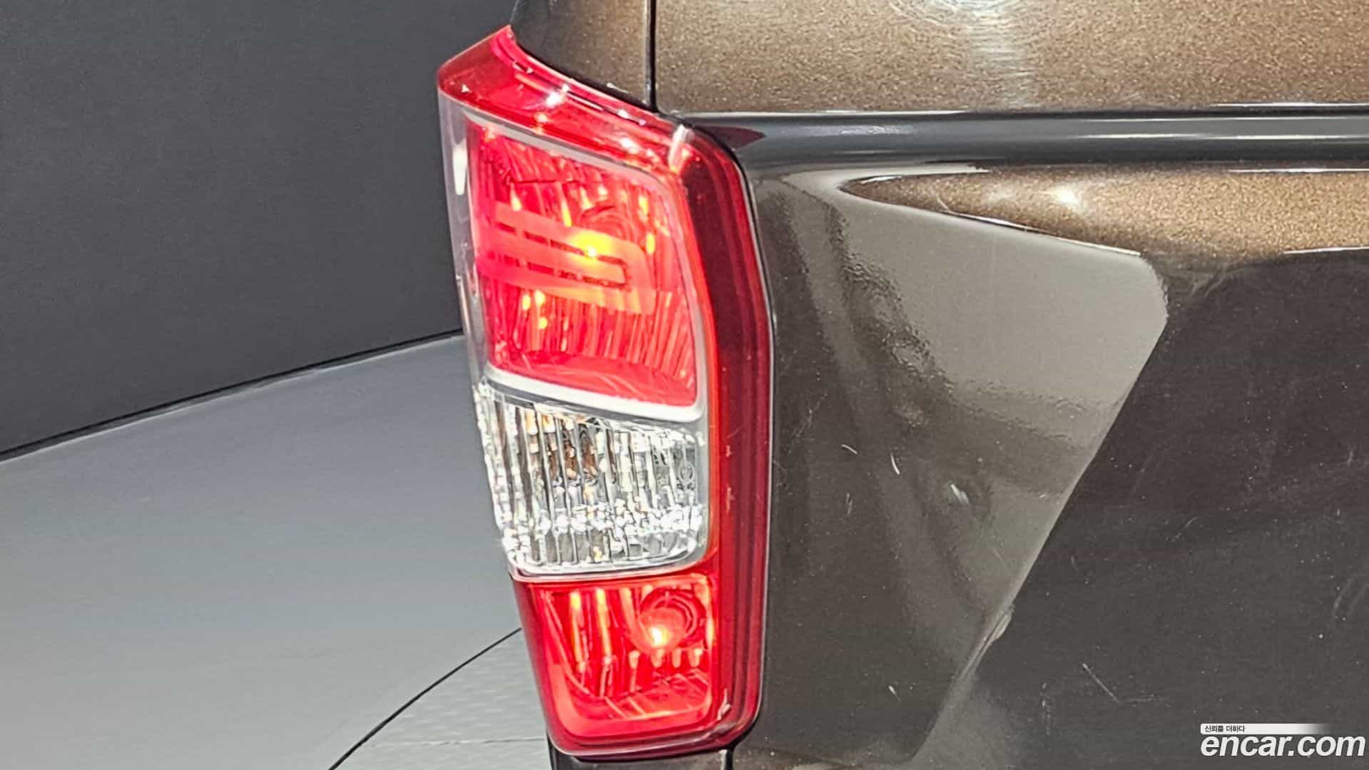 Rexton KG Mobility 2018.5-OUTER-033