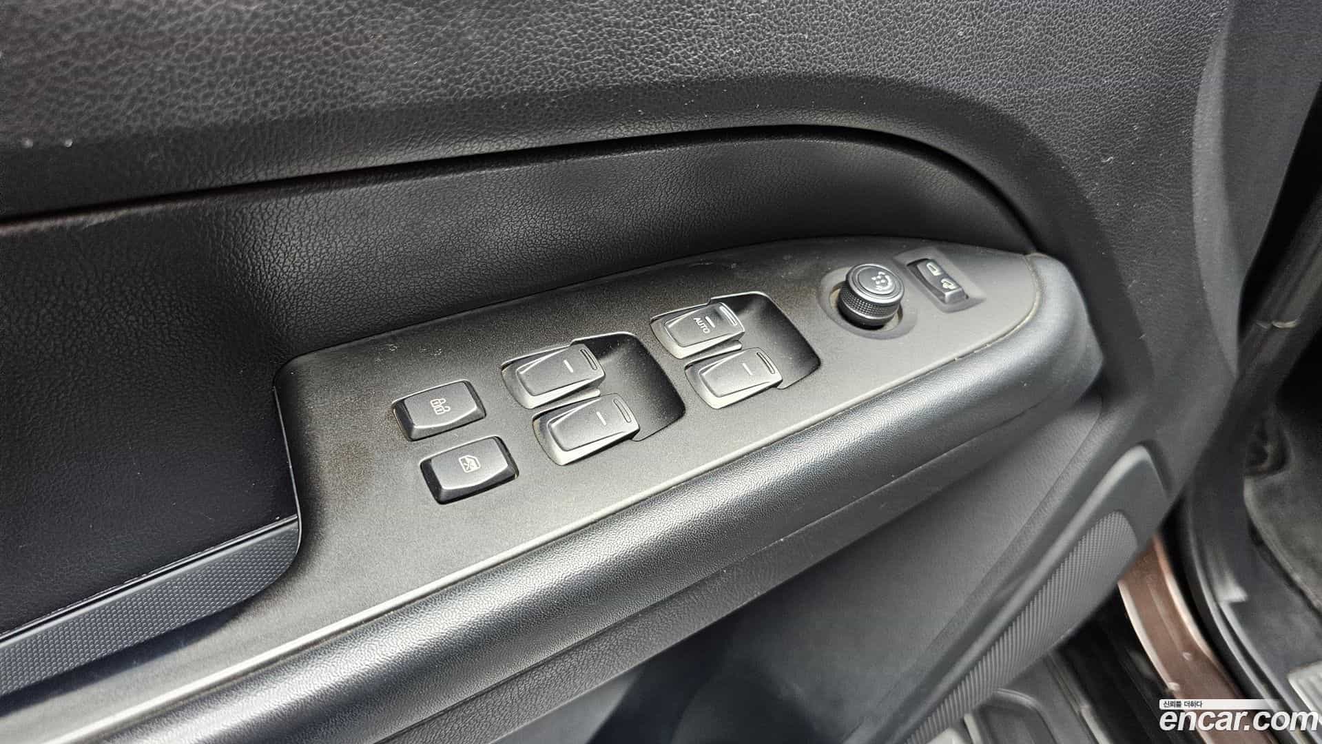 Rexton KG Mobility 2018.5-OPTION-042