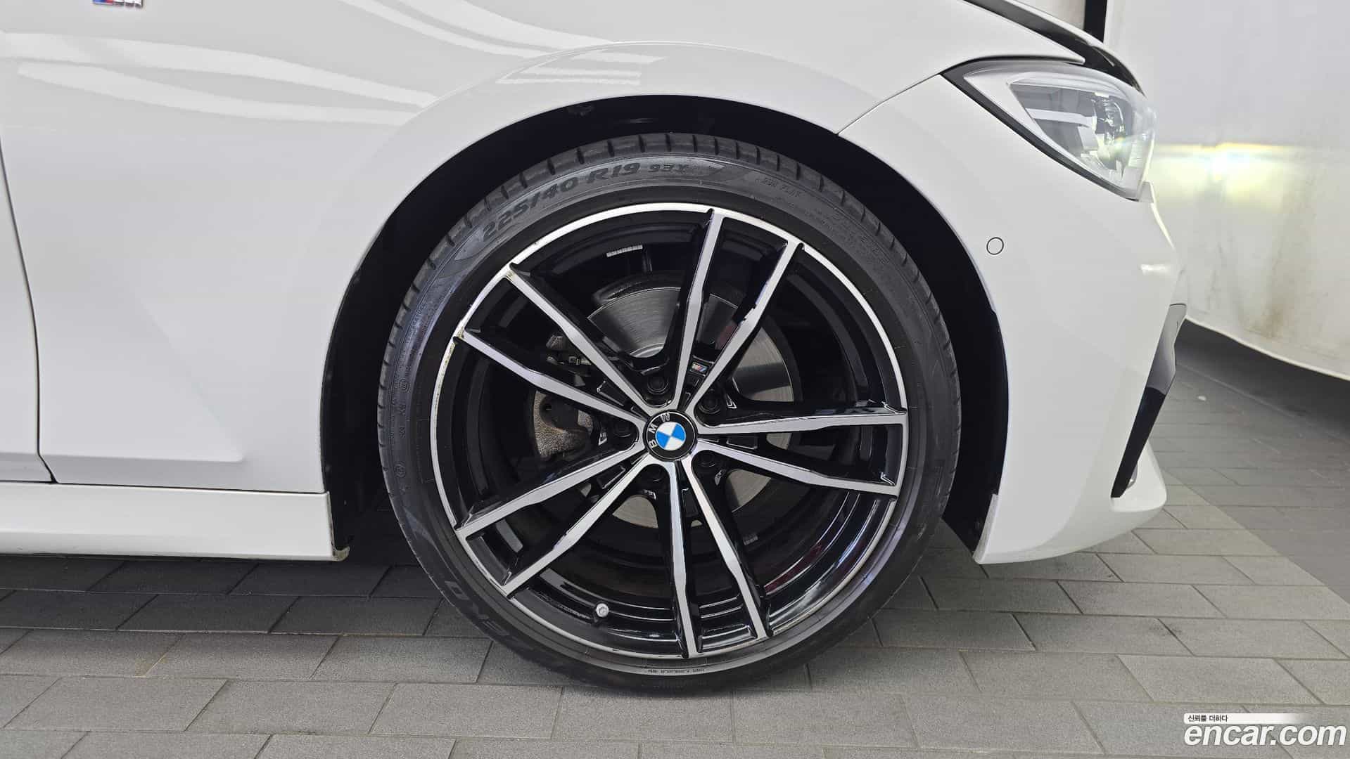 3-Series BMW 2022.7-OUTER-031