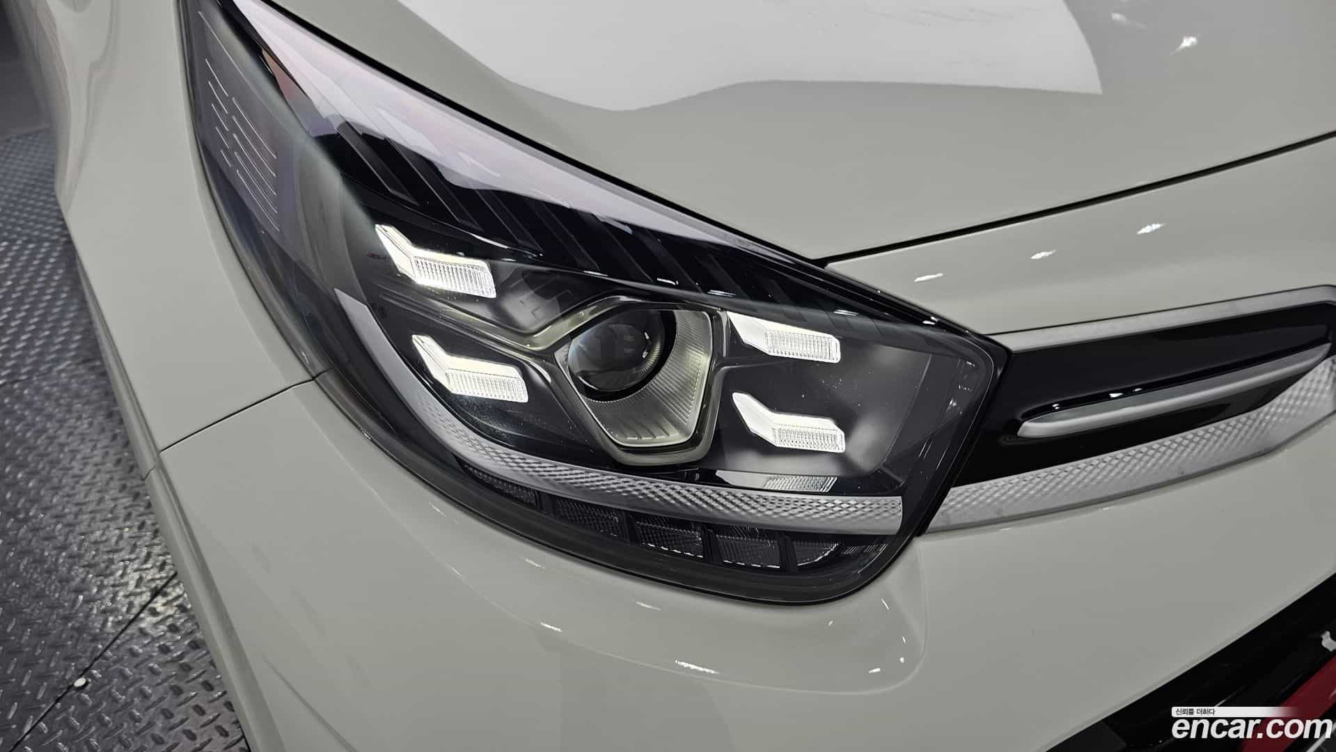 morning Kia 2023.0-OUTER-032