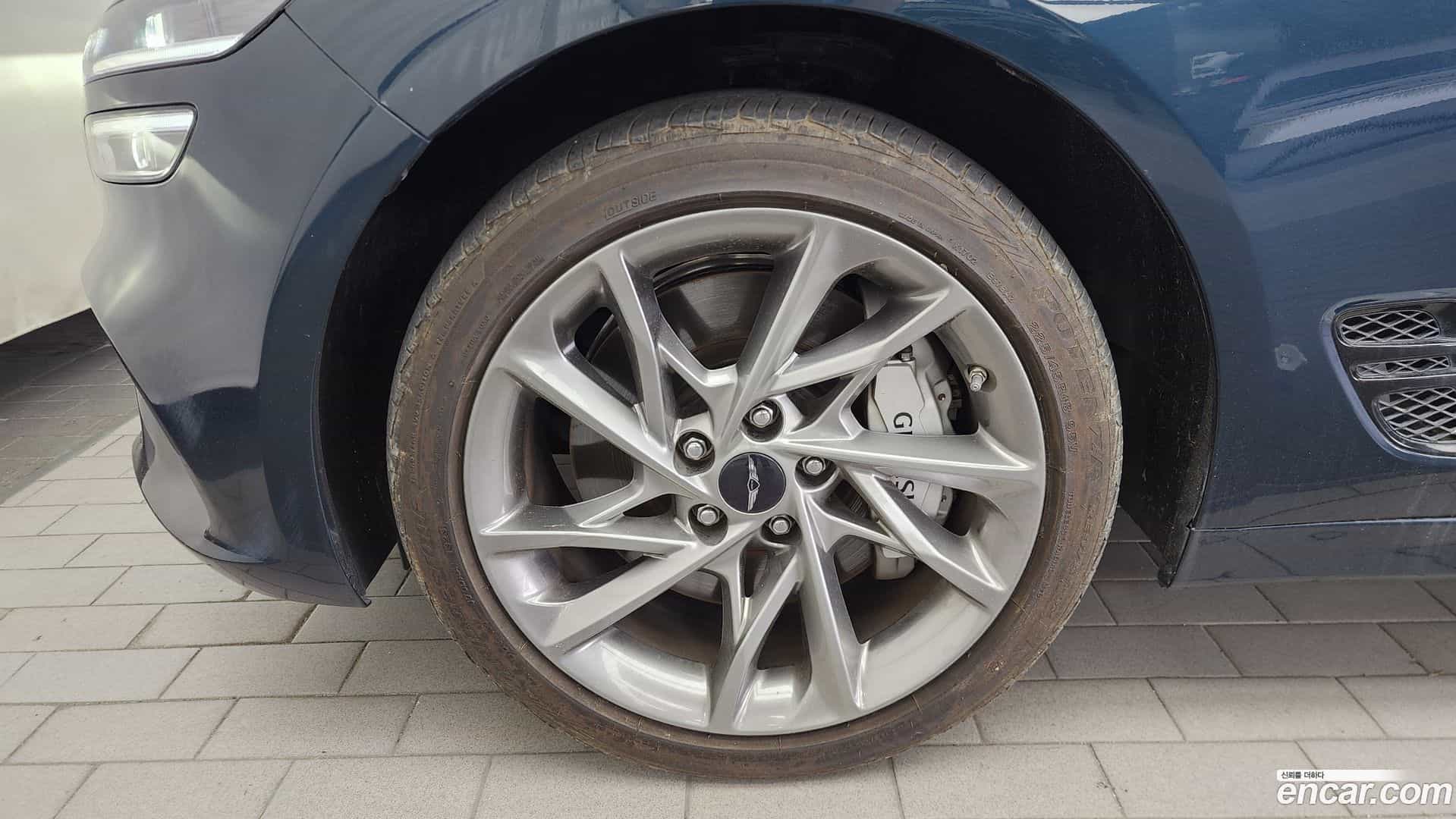 G70 Genesis 2023.8-OUTER-005