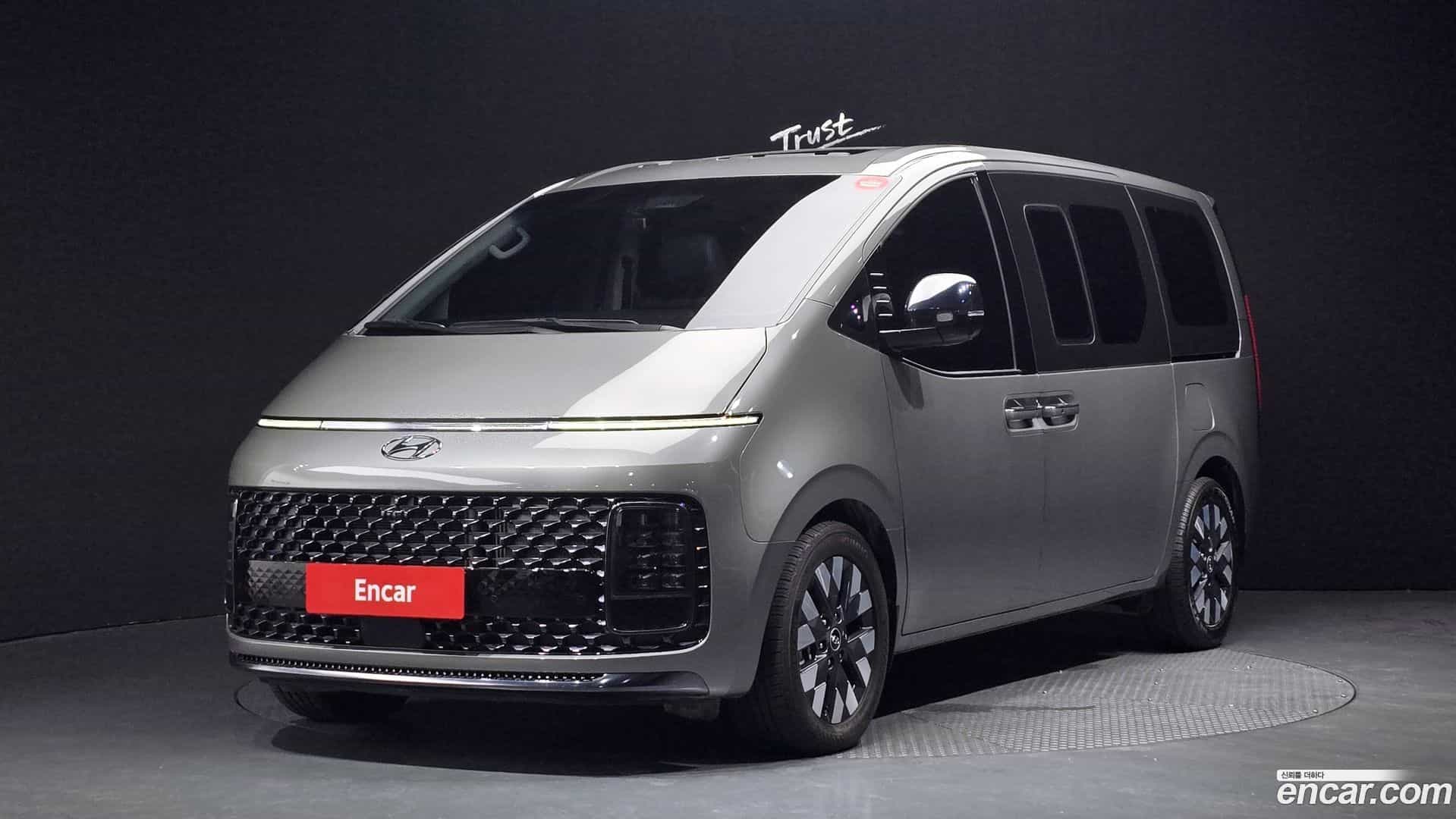Staria Hyundai 2023.4-OUTER-001