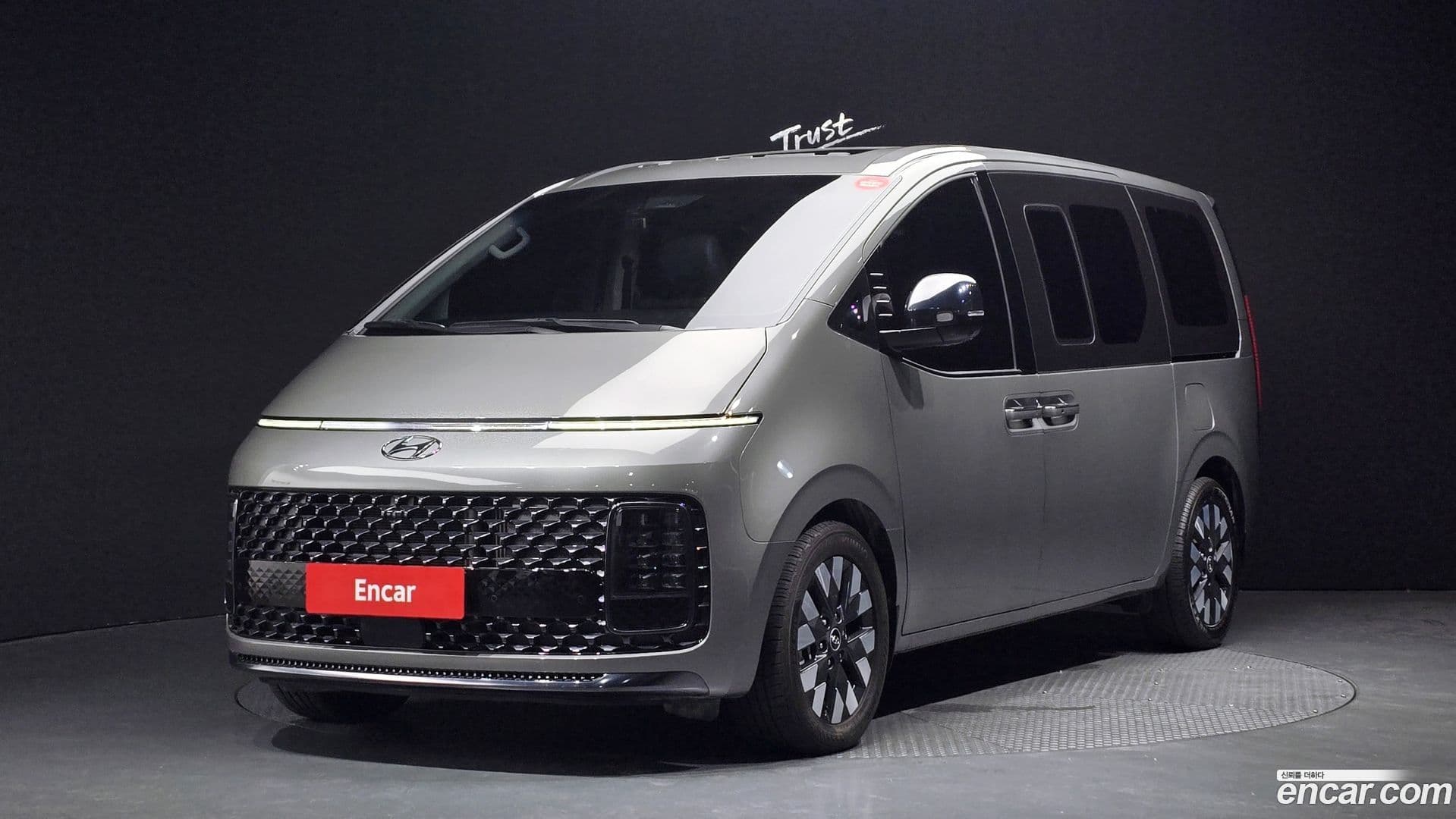 Main__Slider__Photo:Staria Hyundai 2023.4-0
