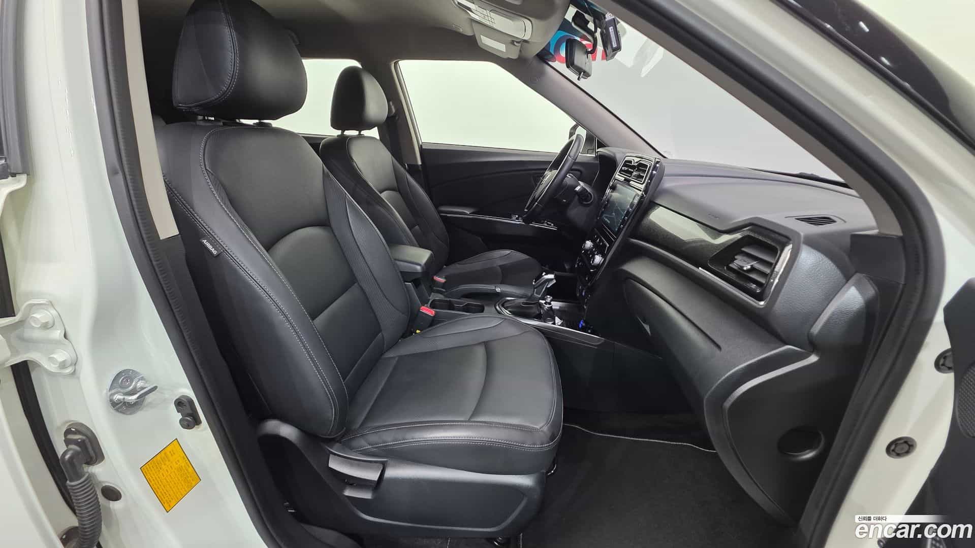 TIBOLI KG Mobility 2020.1-INNER-010