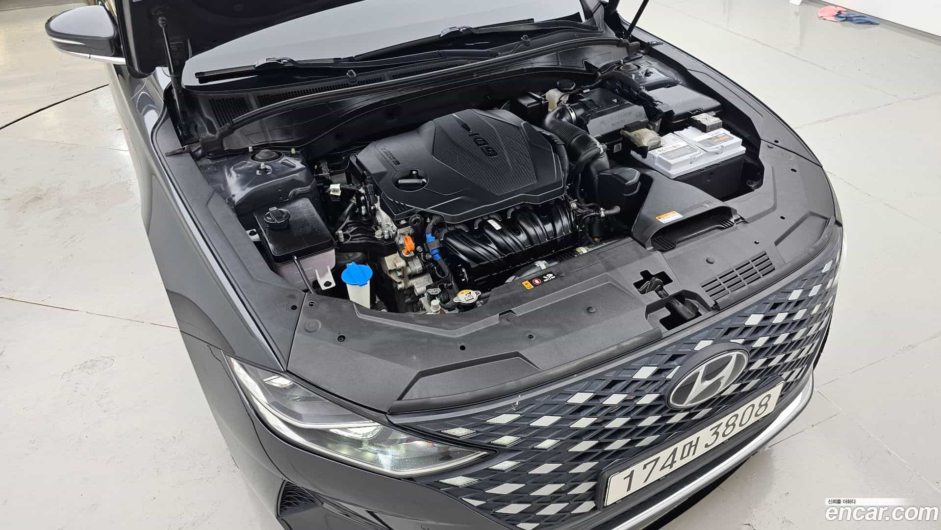 Grandeur Hyundai 2022.4-OUTER-006