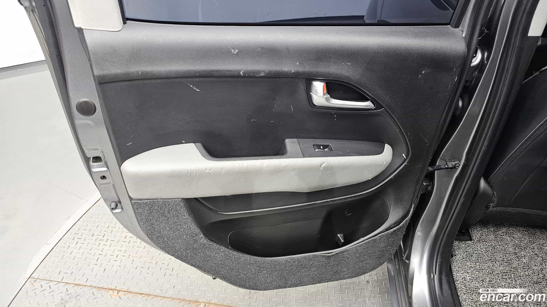 RAY Kia 2021.10-INNER-035