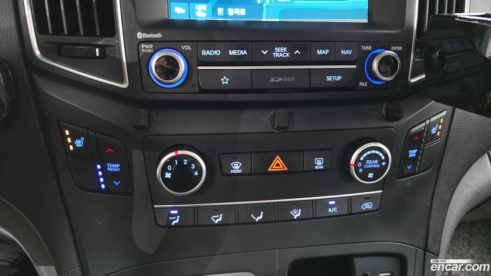 Starex Hyundai 2018.4-OPTION-020