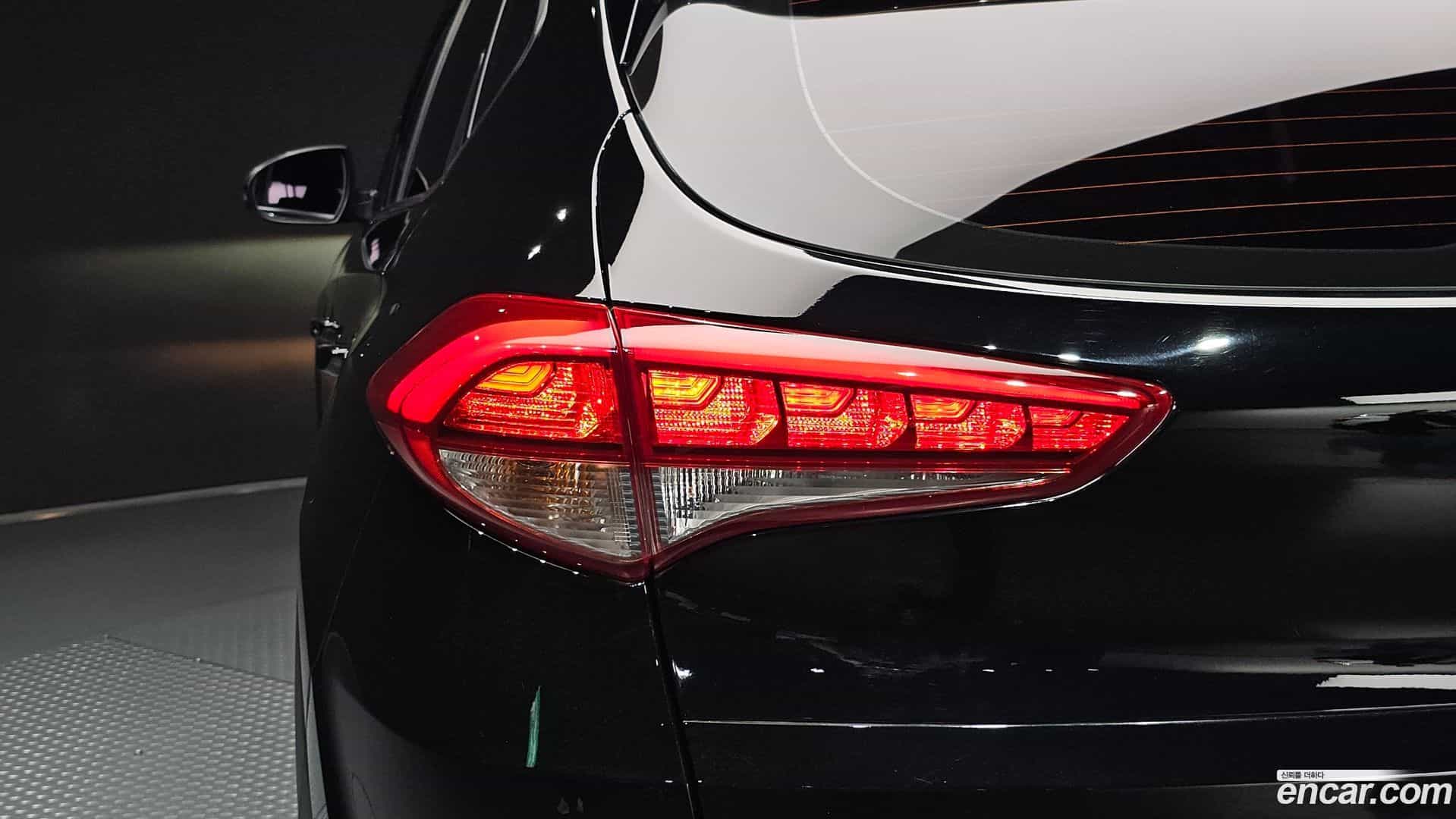 Tucson Hyundai 2016.11-OUTER-033