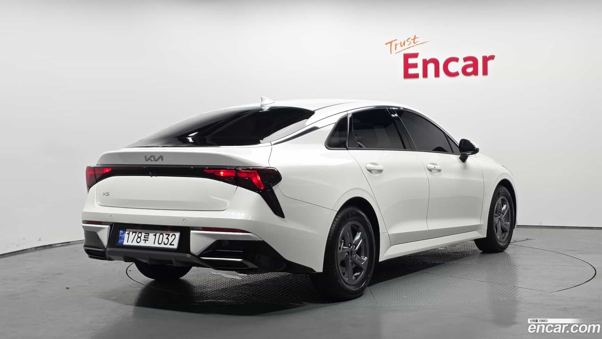 K5 Kia 2023.10-OUTER-002
