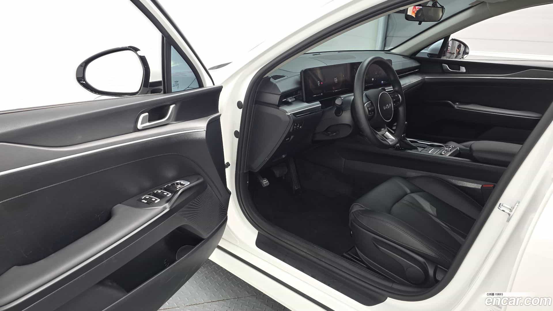 K5 Kia 2023.10-INNER-010