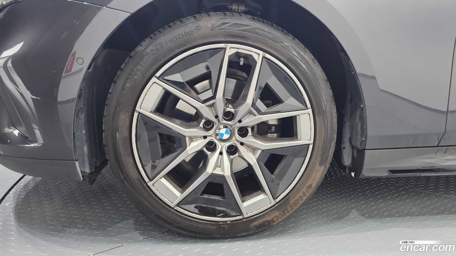 5-Series BMW 2023.10-OUTER-005