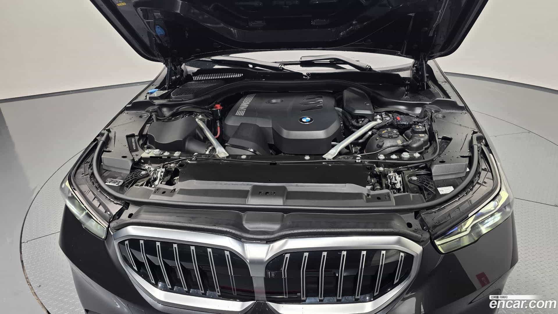 5-Series BMW 2023.10-OUTER-006