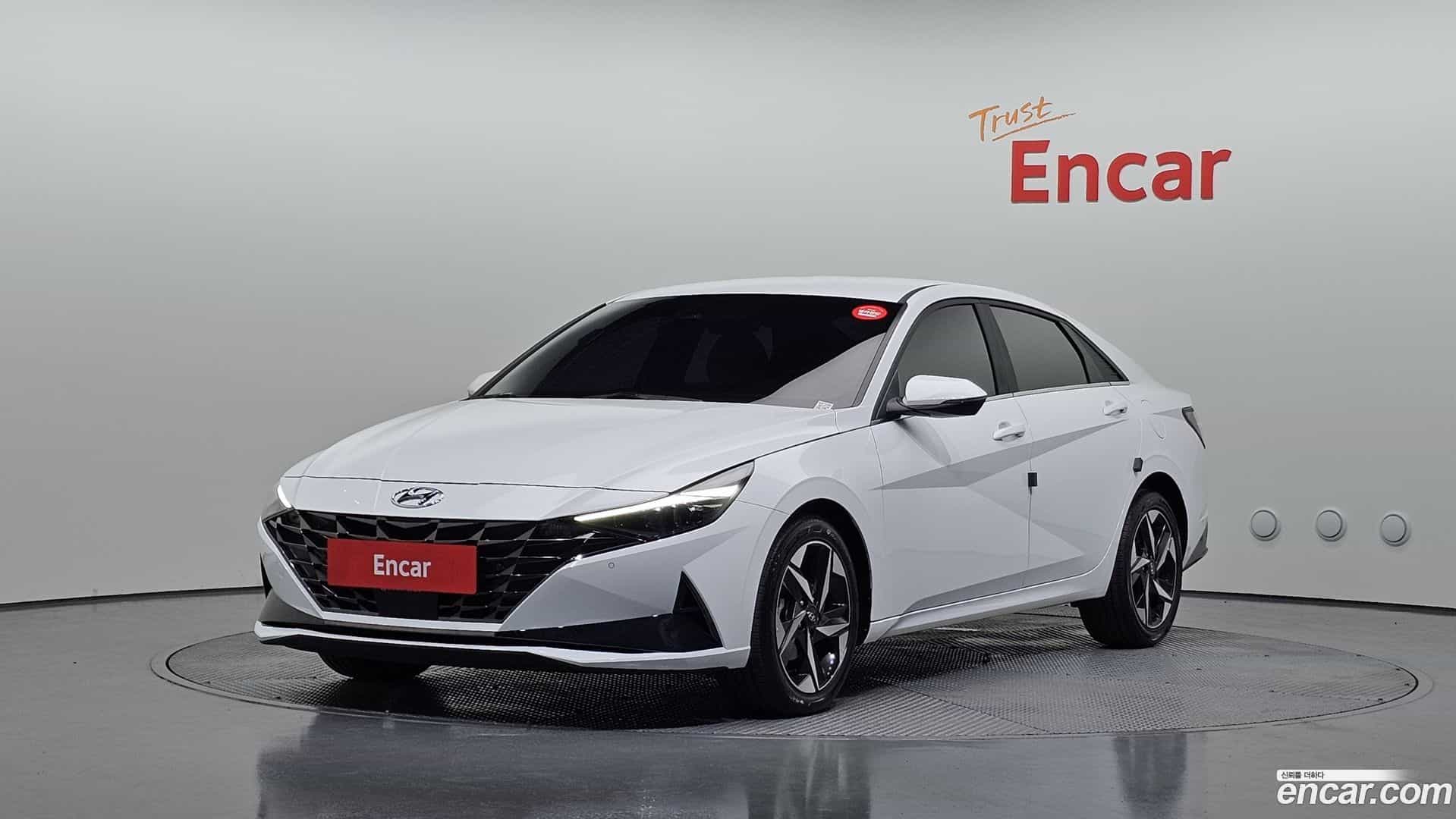 AVANTE Hyundai 2020.5-OUTER-001