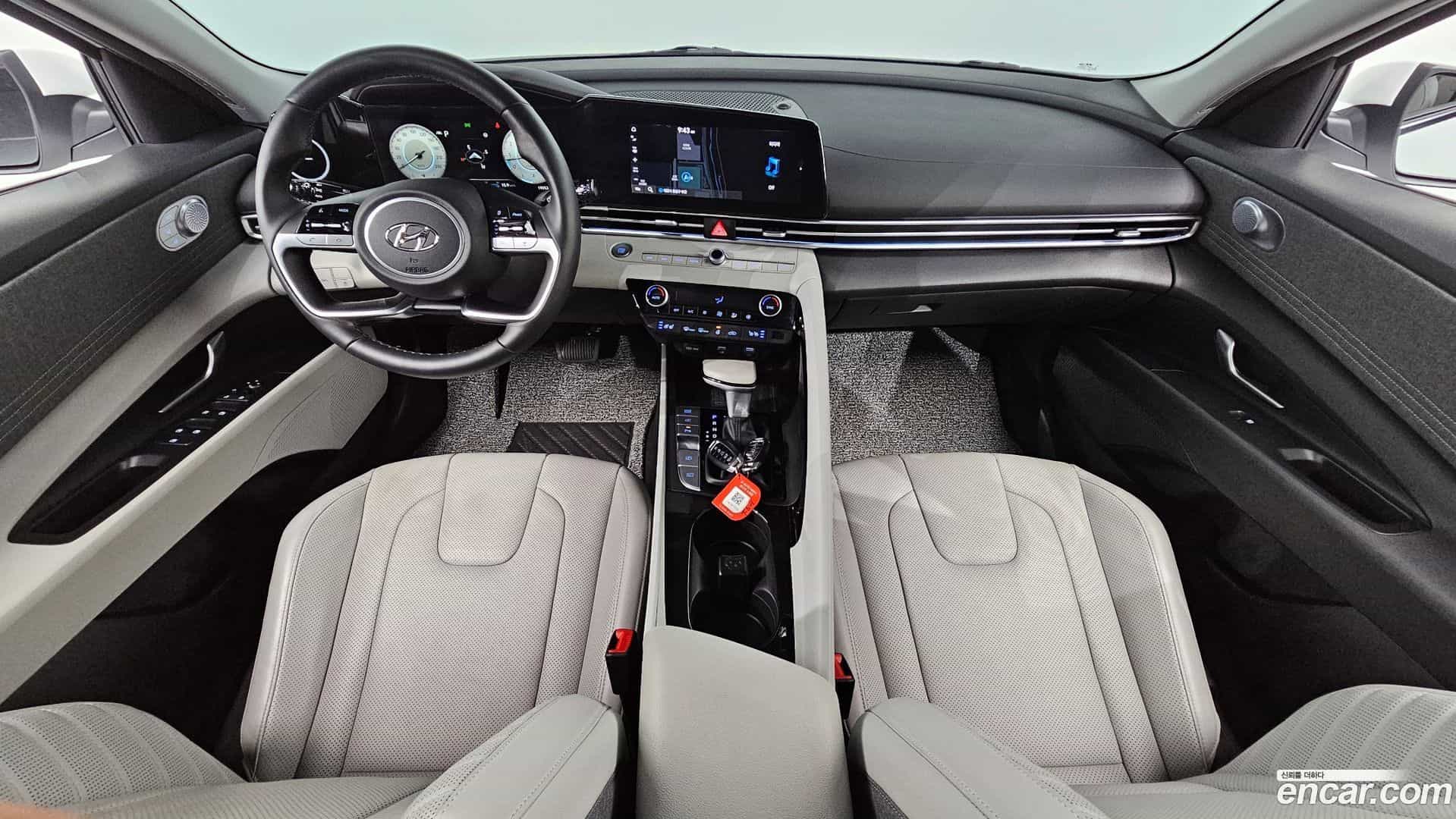 AVANTE Hyundai 2020.5-INNER-007