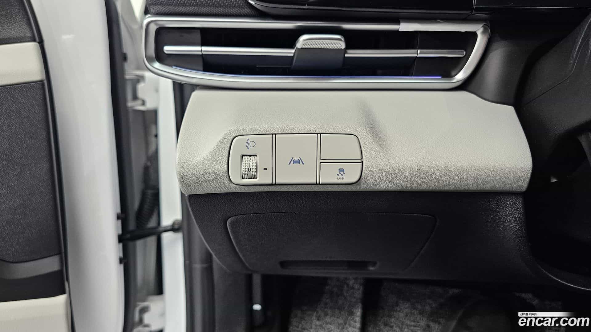 AVANTE Hyundai 2020.5-OPTION-024