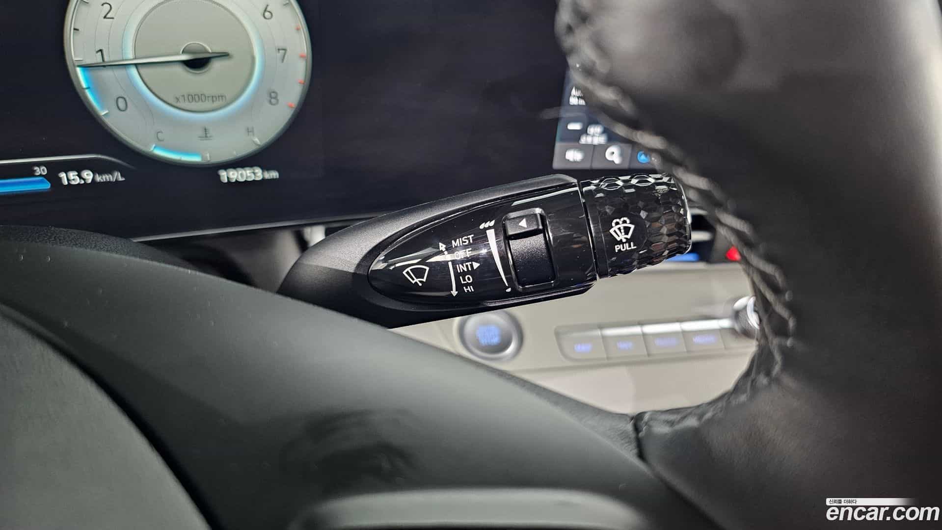 AVANTE Hyundai 2020.5-OPTION-040