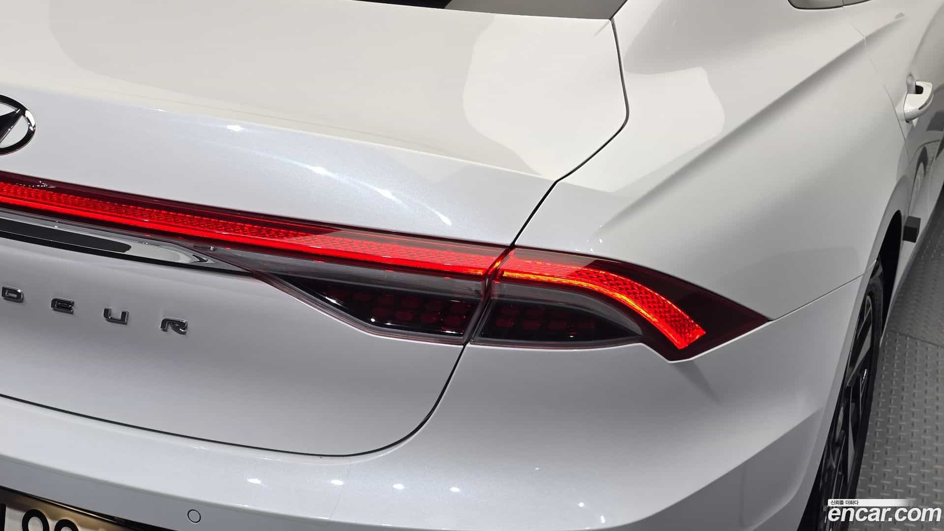 Grandeur Hyundai 2020.3-OUTER-033