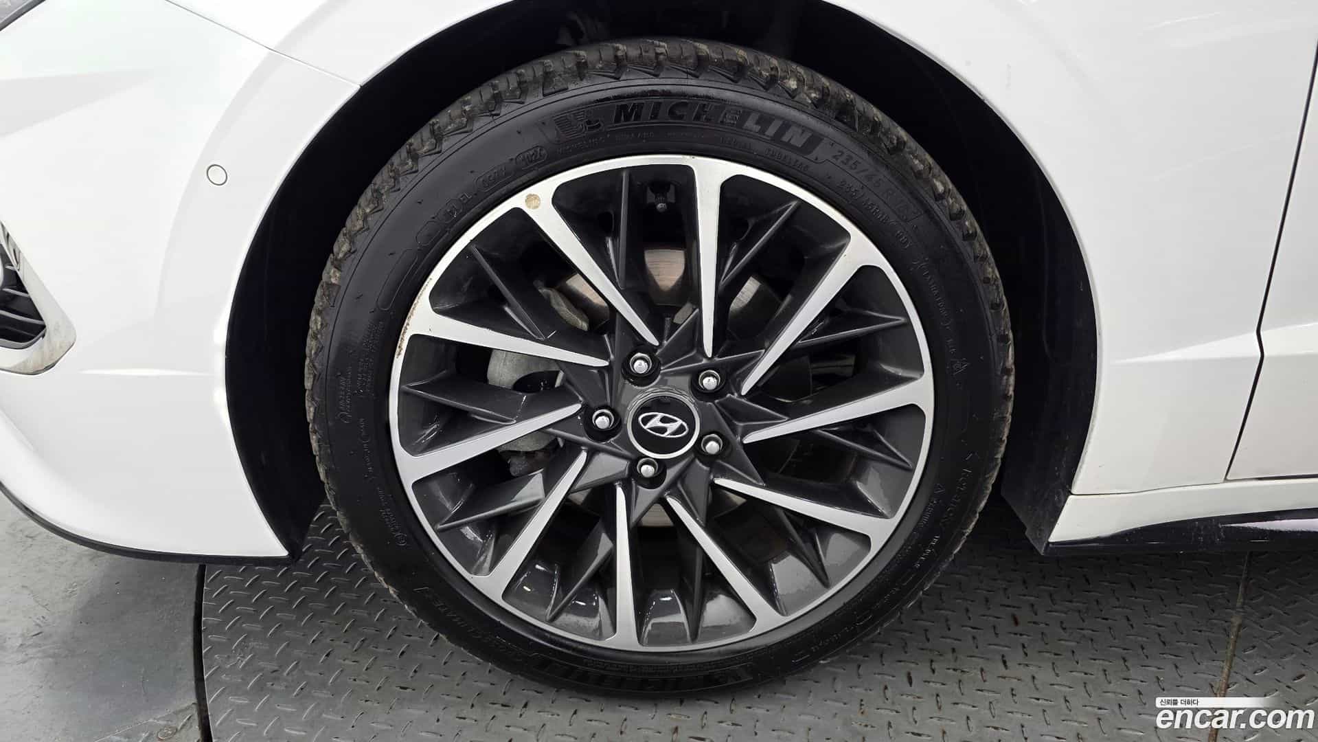 Sonata Hyundai 2019.4-OUTER-005