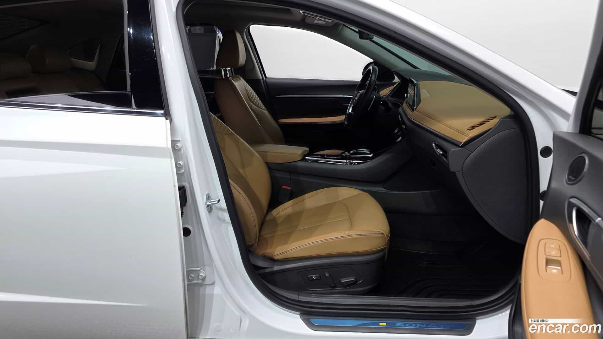 Sonata Hyundai 2019.4-INNER-010