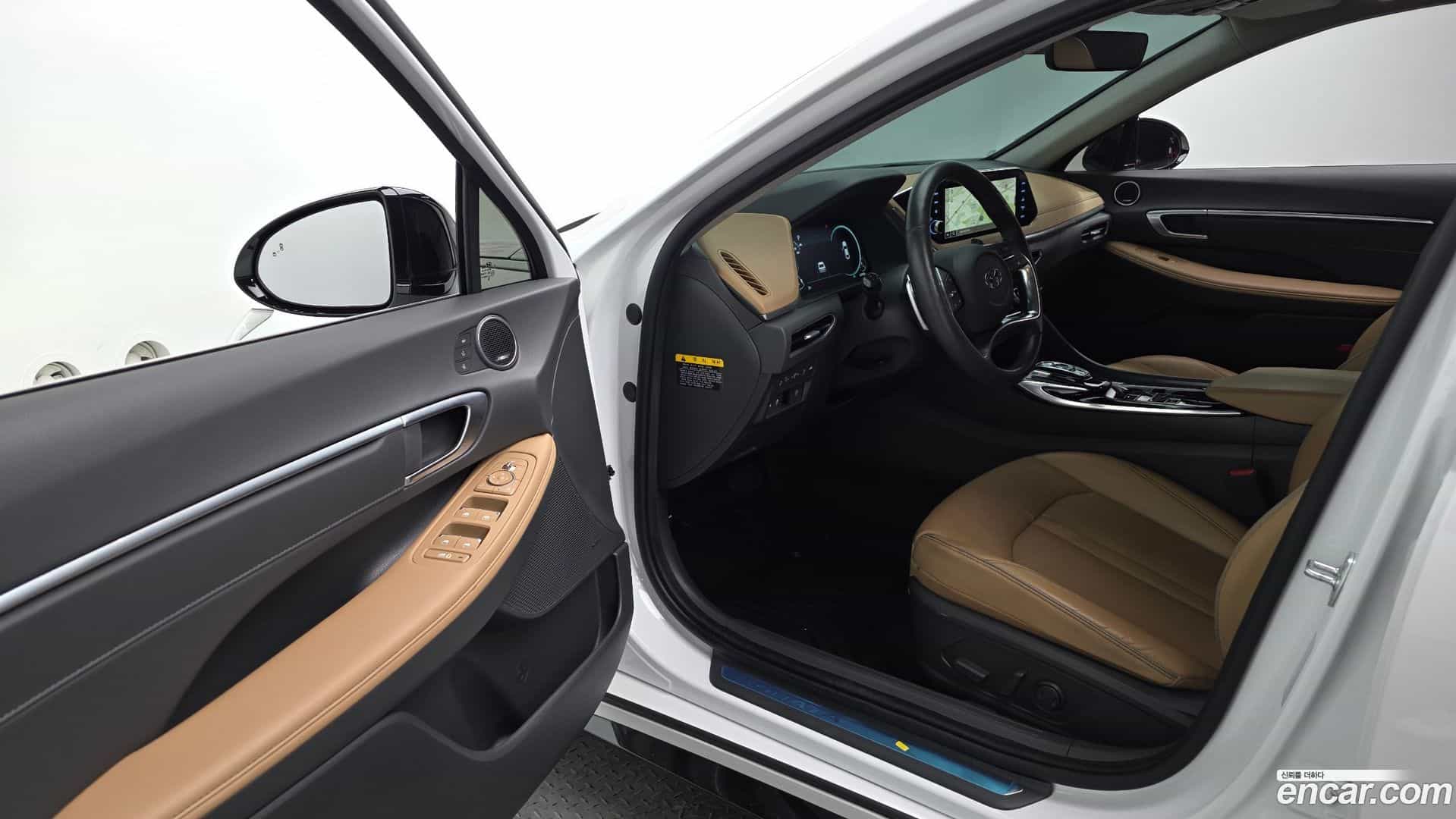 Sonata Hyundai 2019.4-OPTION-015