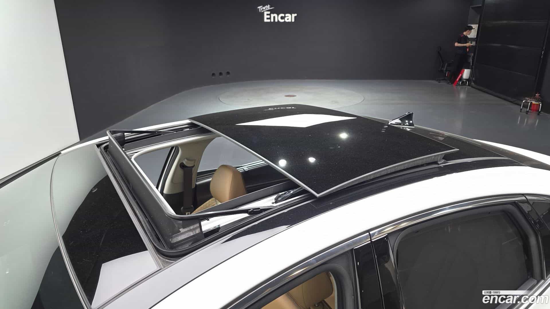 Sonata Hyundai 2019.4-OPTION-023