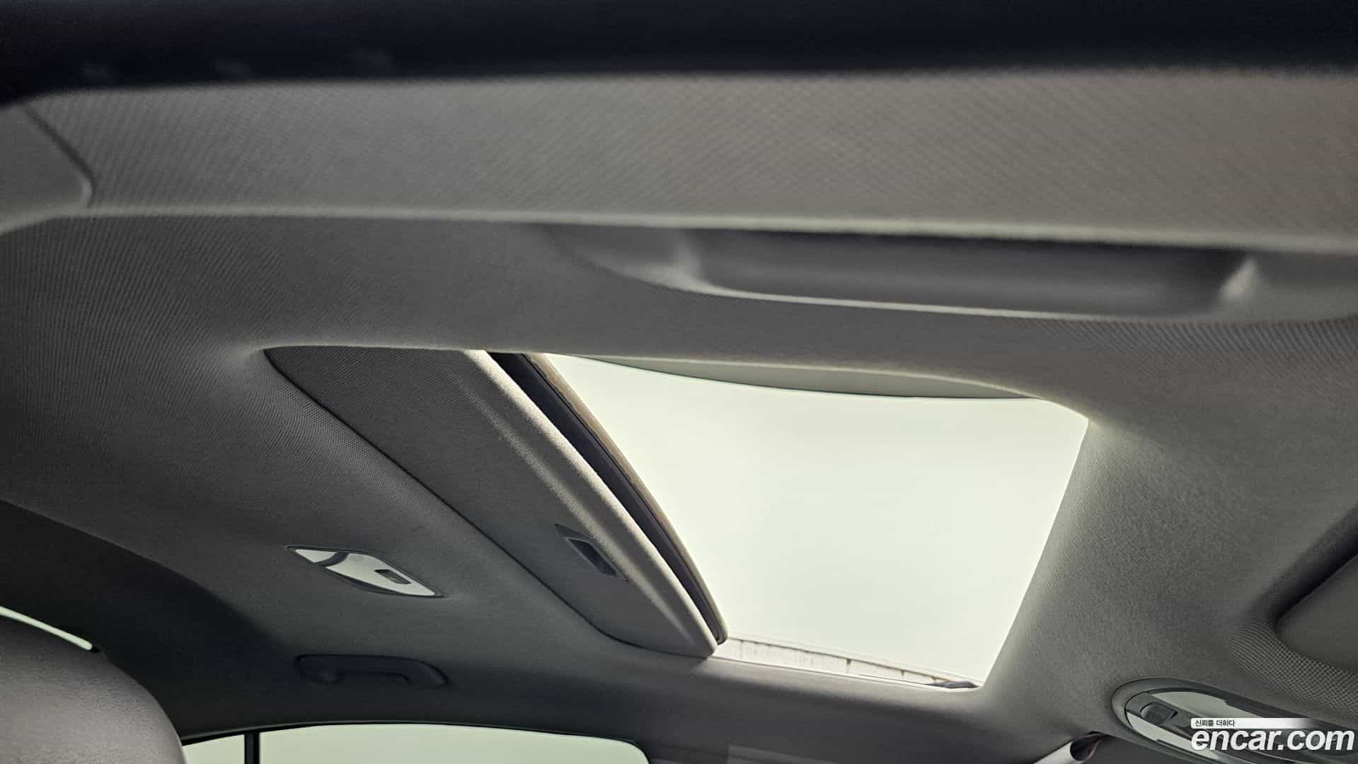 AVANTE Hyundai 2019.0-OPTION-019