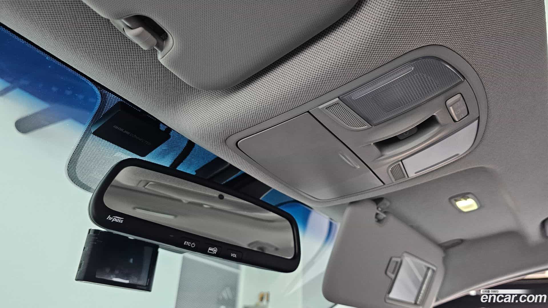 AVANTE Hyundai 2019.0-OPTION-022