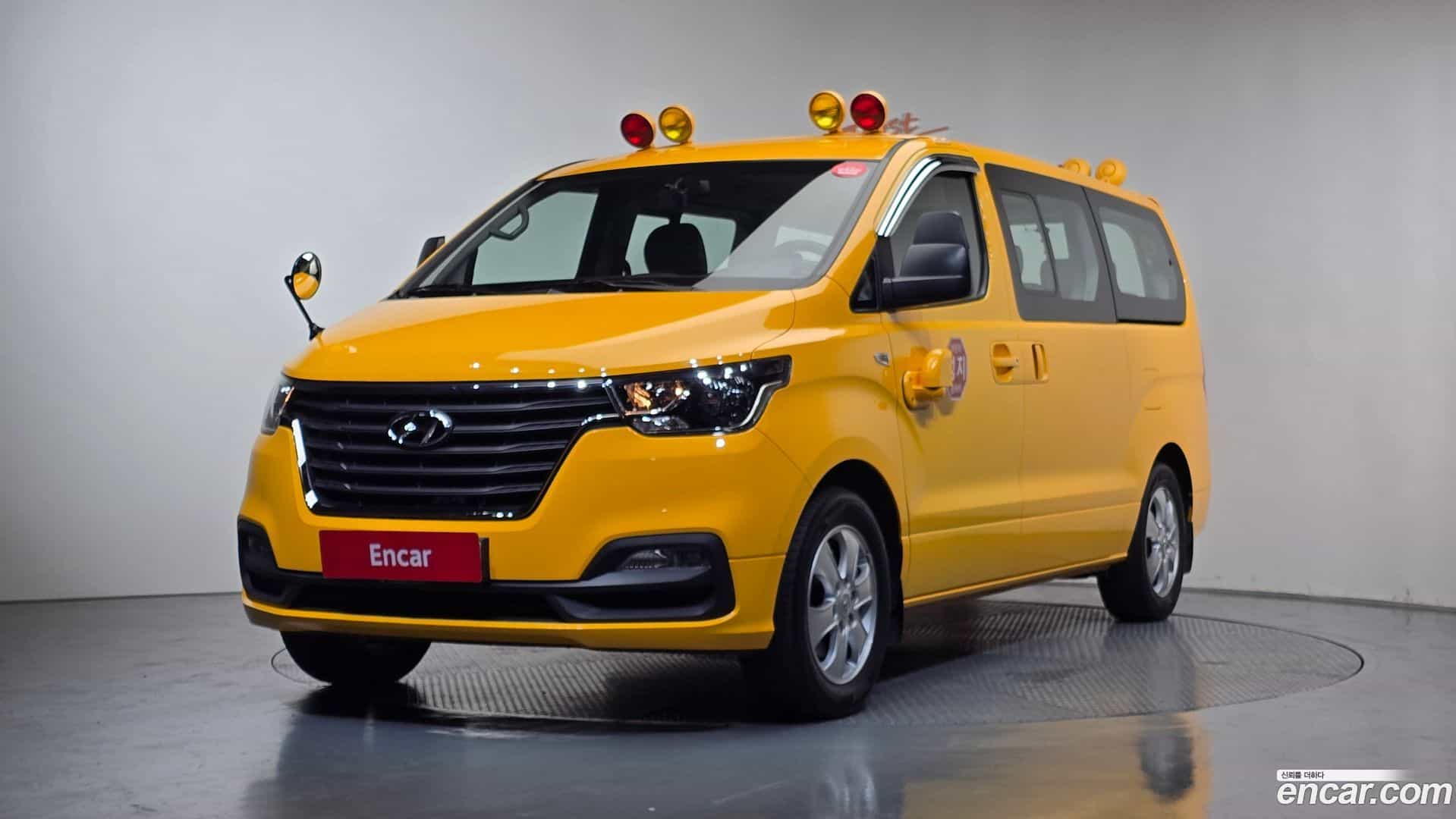 Starex Hyundai 2019.8-OUTER-001