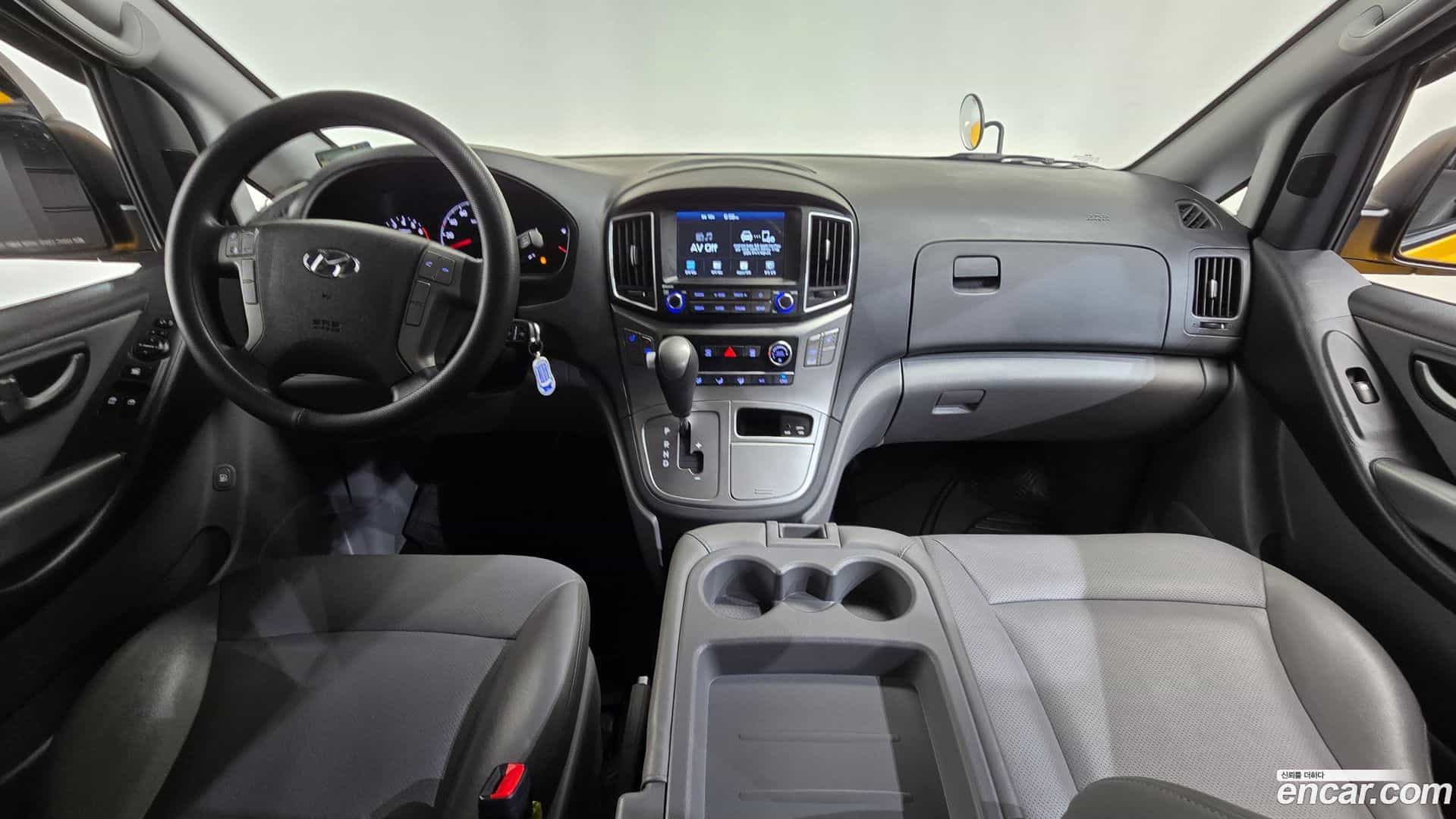Starex Hyundai 2019.8-INNER-007