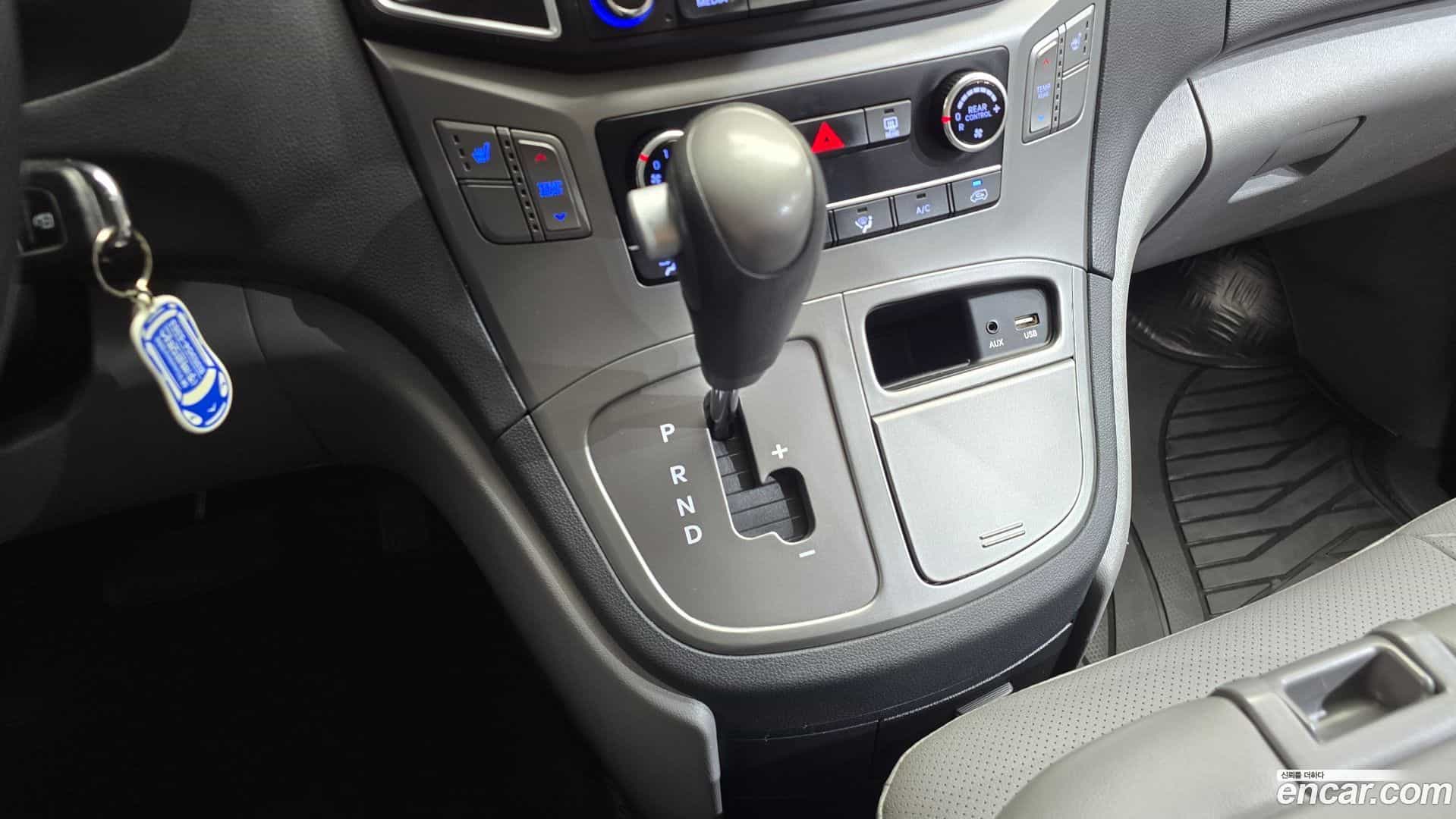 Starex Hyundai 2019.8-INNER-009