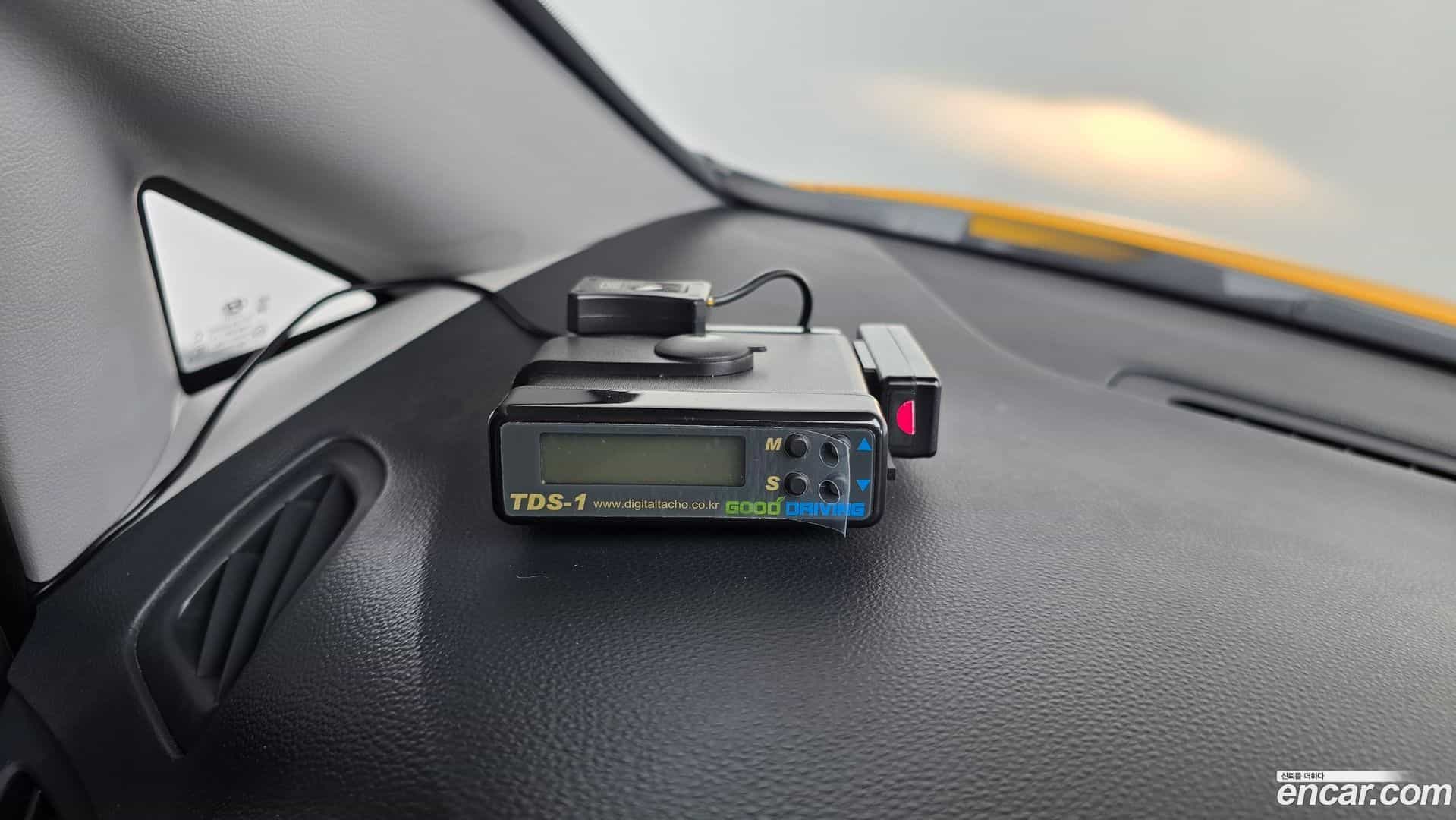 Starex Hyundai 2019.8-OPTION-022