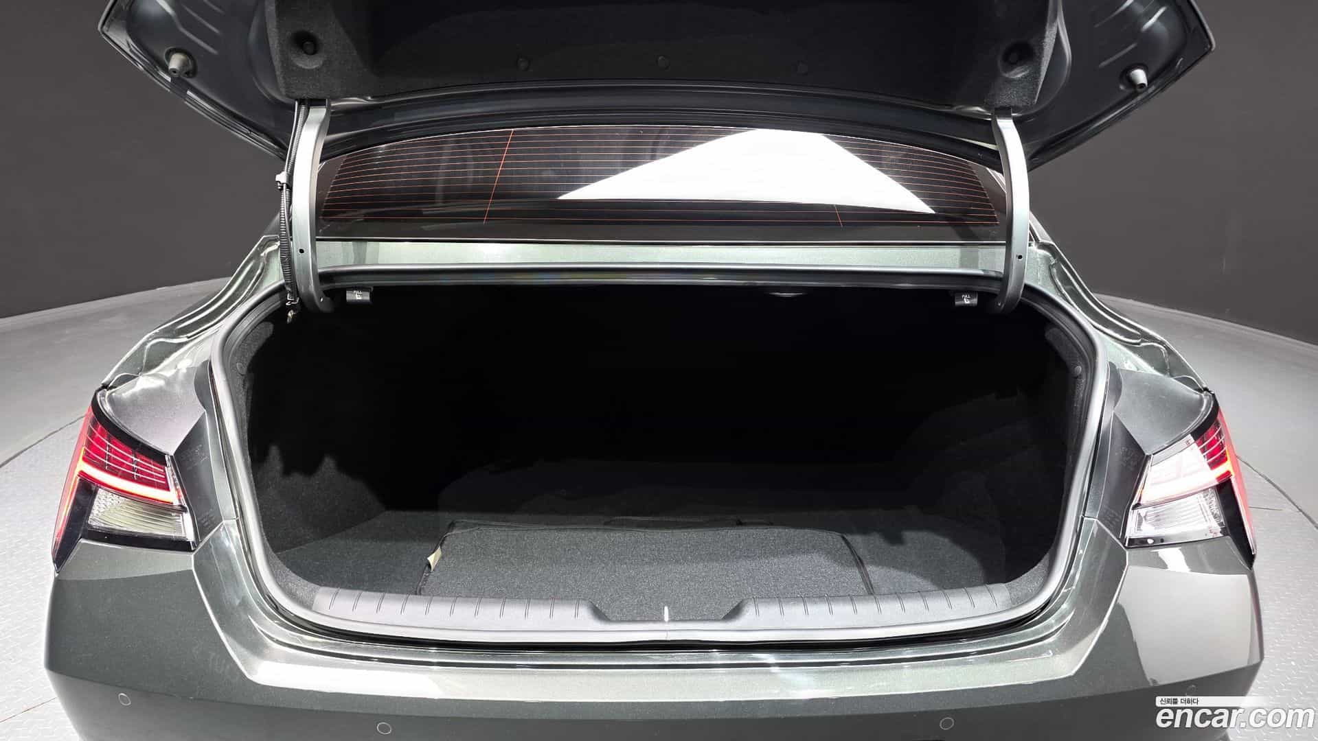 AVANTE Hyundai 2022.3-OPTION-024