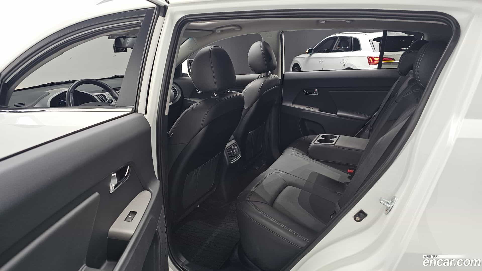 Sportage Kia 2015.8-OPTION-016