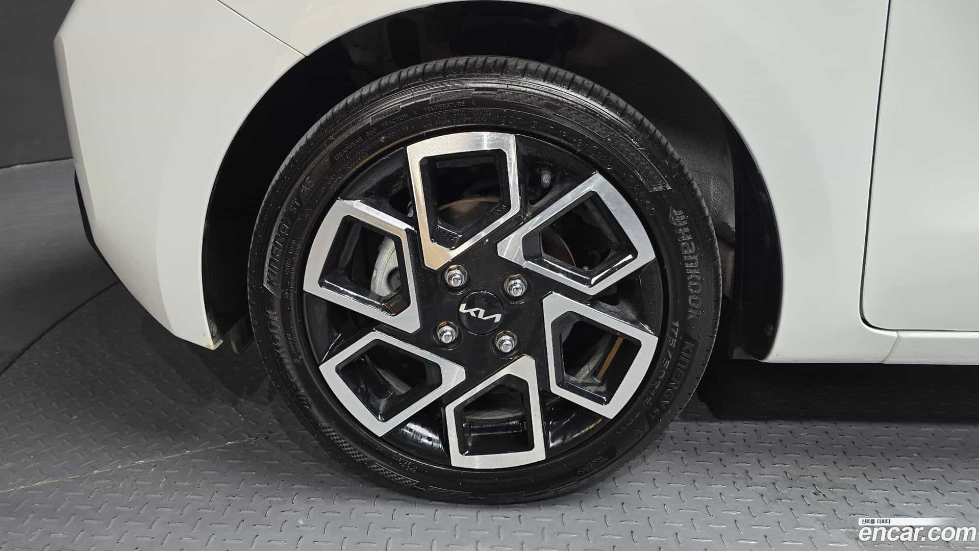 RAY Kia 2023.10-OUTER-005
