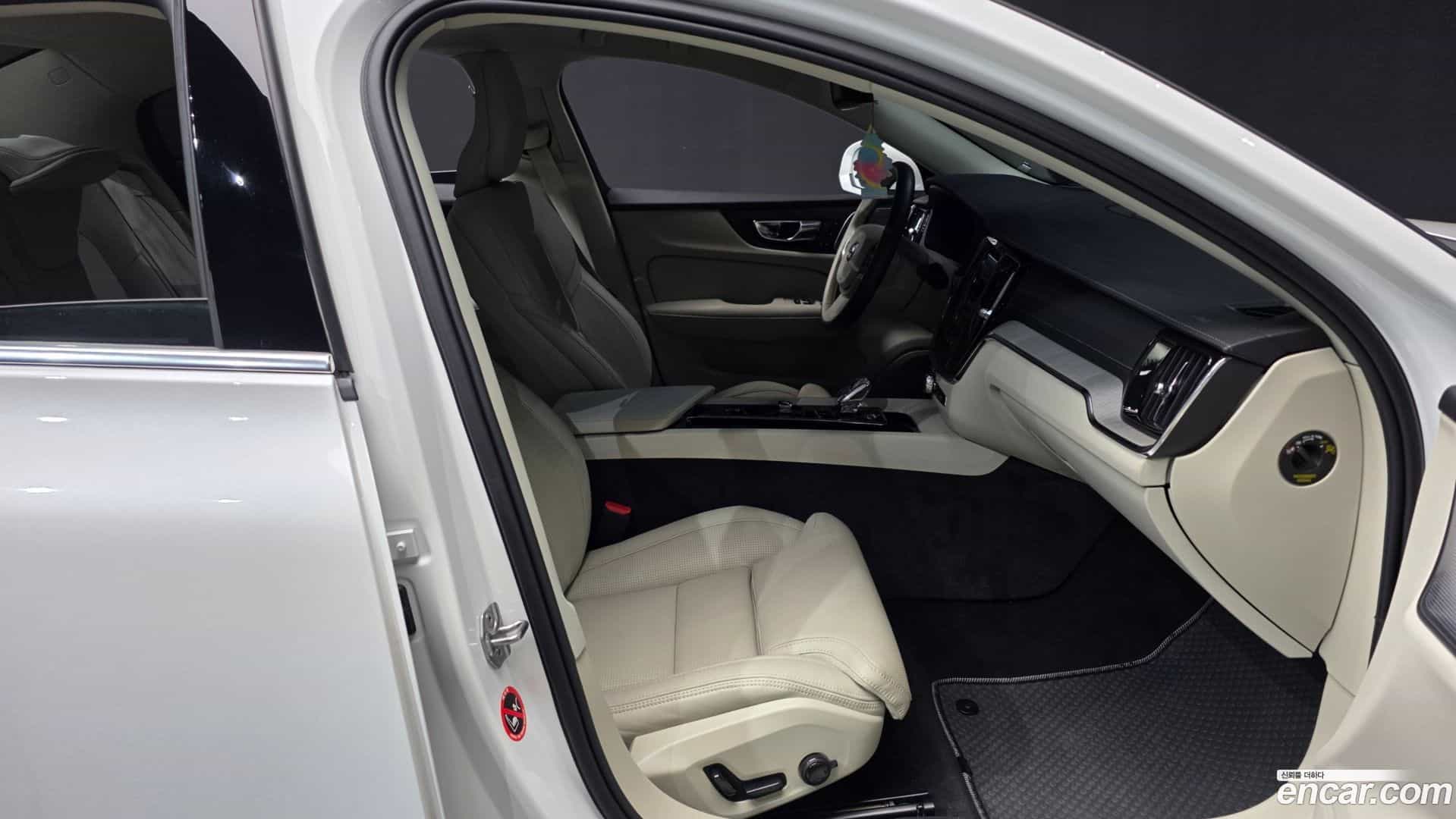 S60 Volvo 2022.1-OPTION-015
