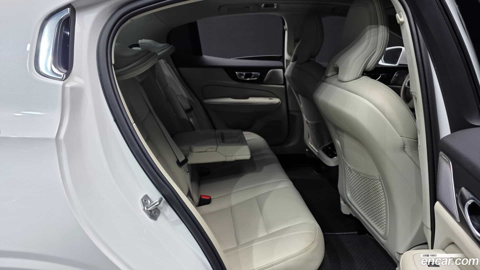 S60 Volvo 2022.1-OPTION-016