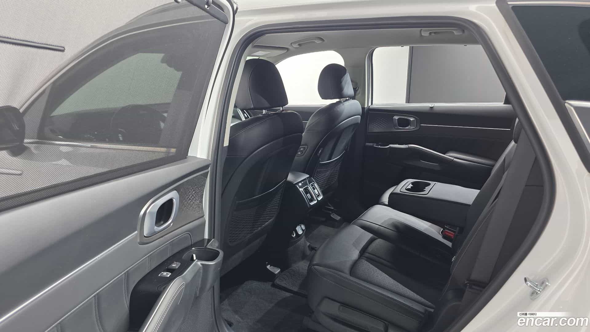 Sorento Kia 2022.4-OPTION-021