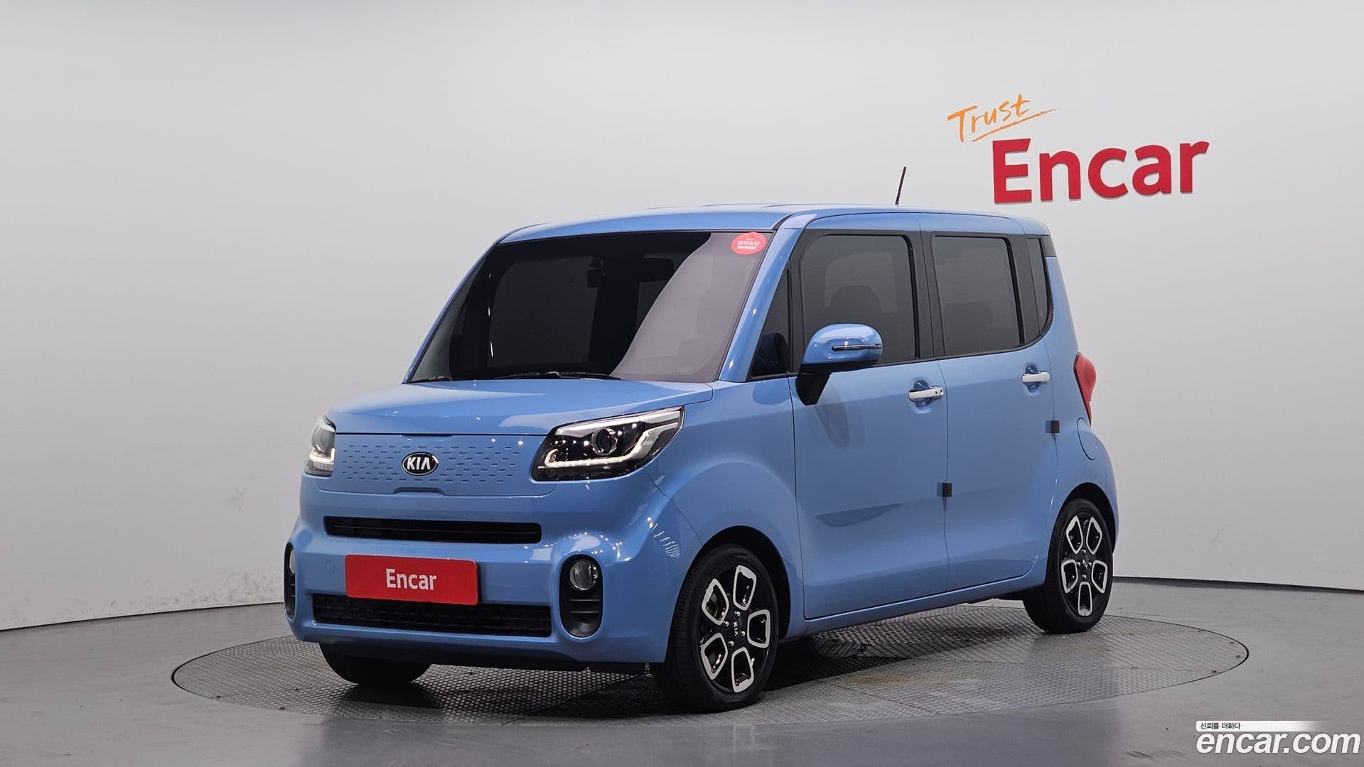 Main__Slider__Photo:RAY Kia 2019.3-0