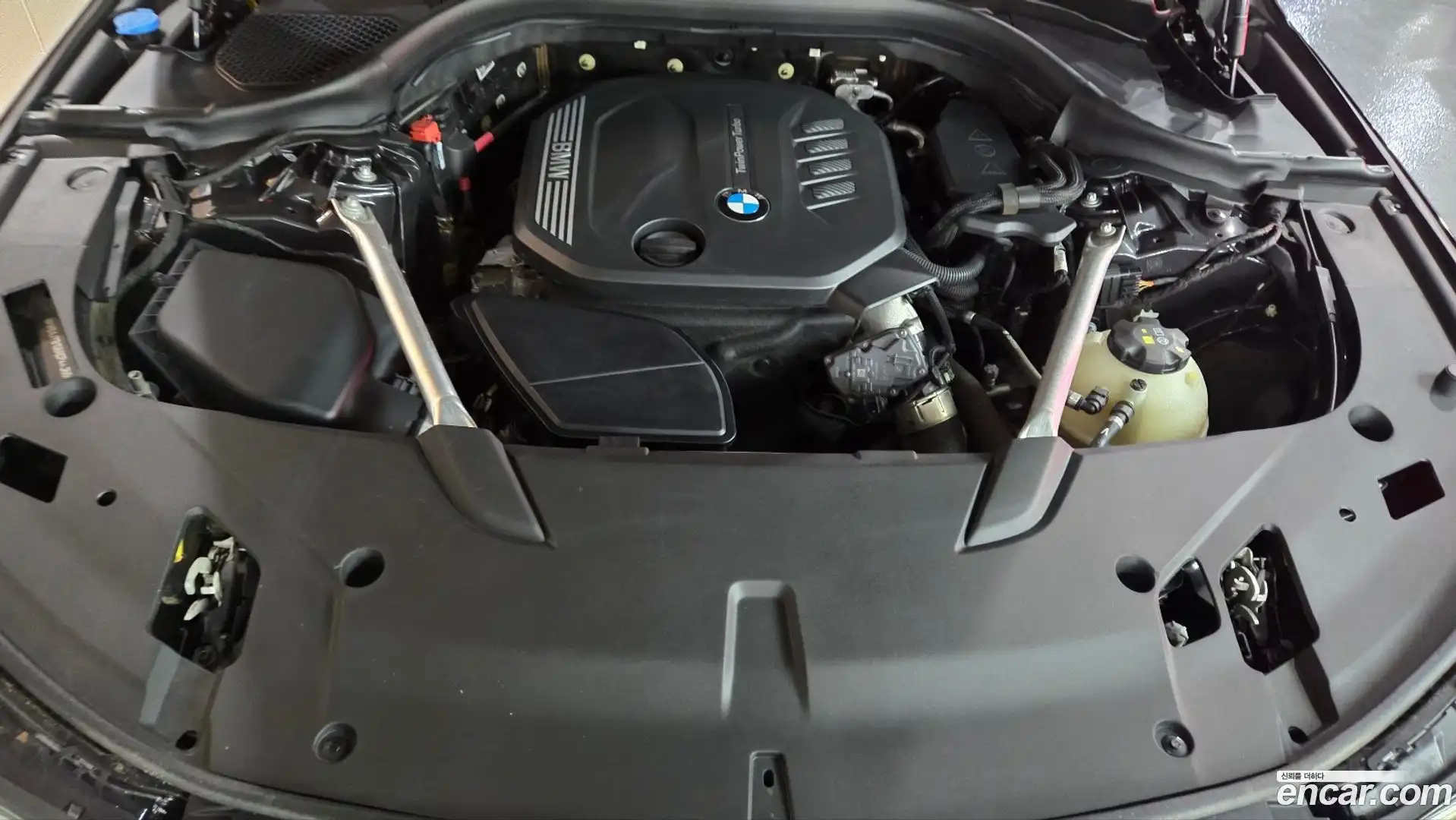 Gran Turismo BMW 2023.9-OUTER-006
