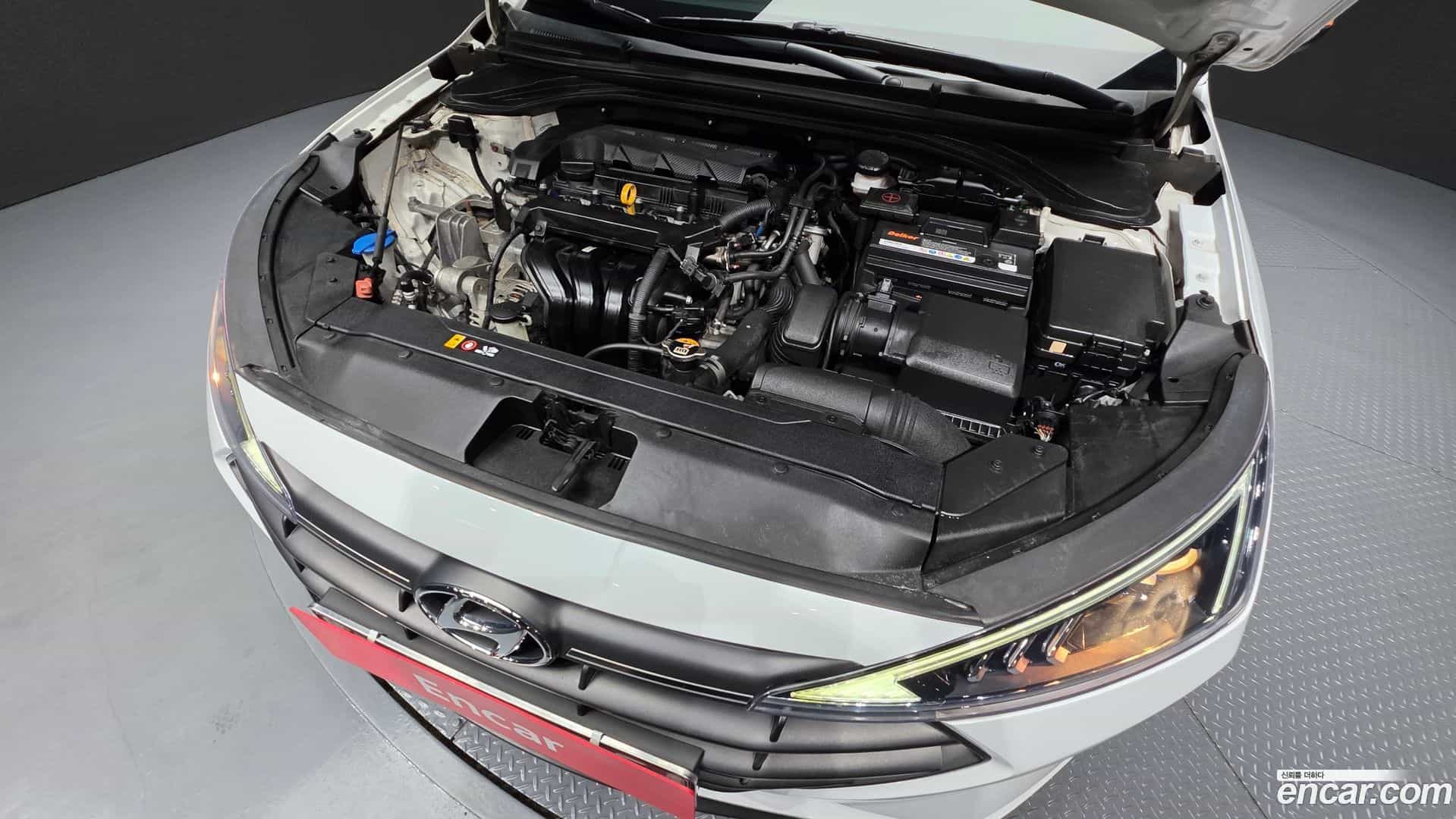 AVANTE Hyundai 2019.7-OUTER-006